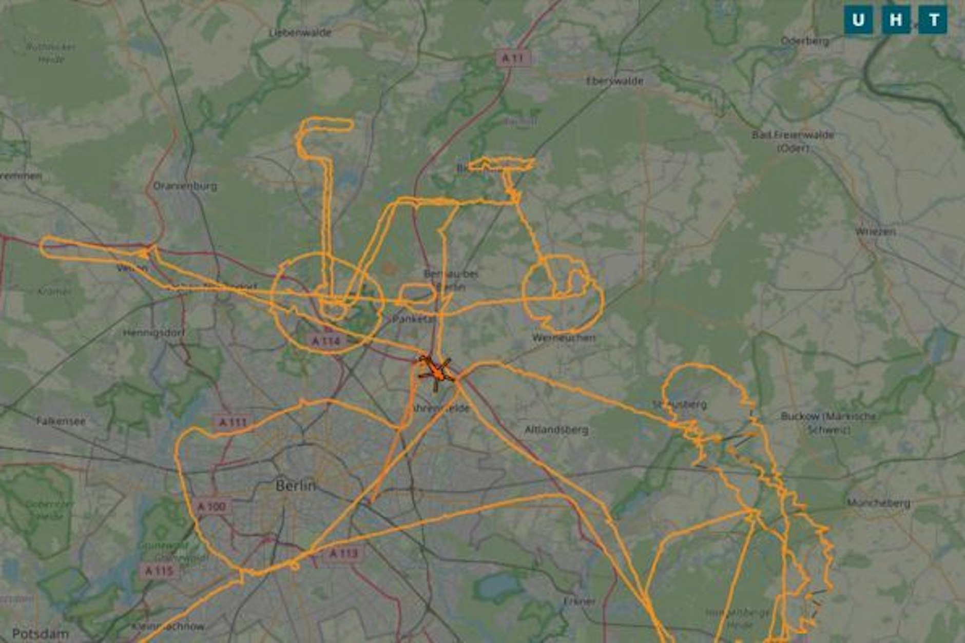 Nur schwerlich Interpretationssache: Die Flugroute über Berlin und Brandenburg sieht wie ein Fahrrad aus.