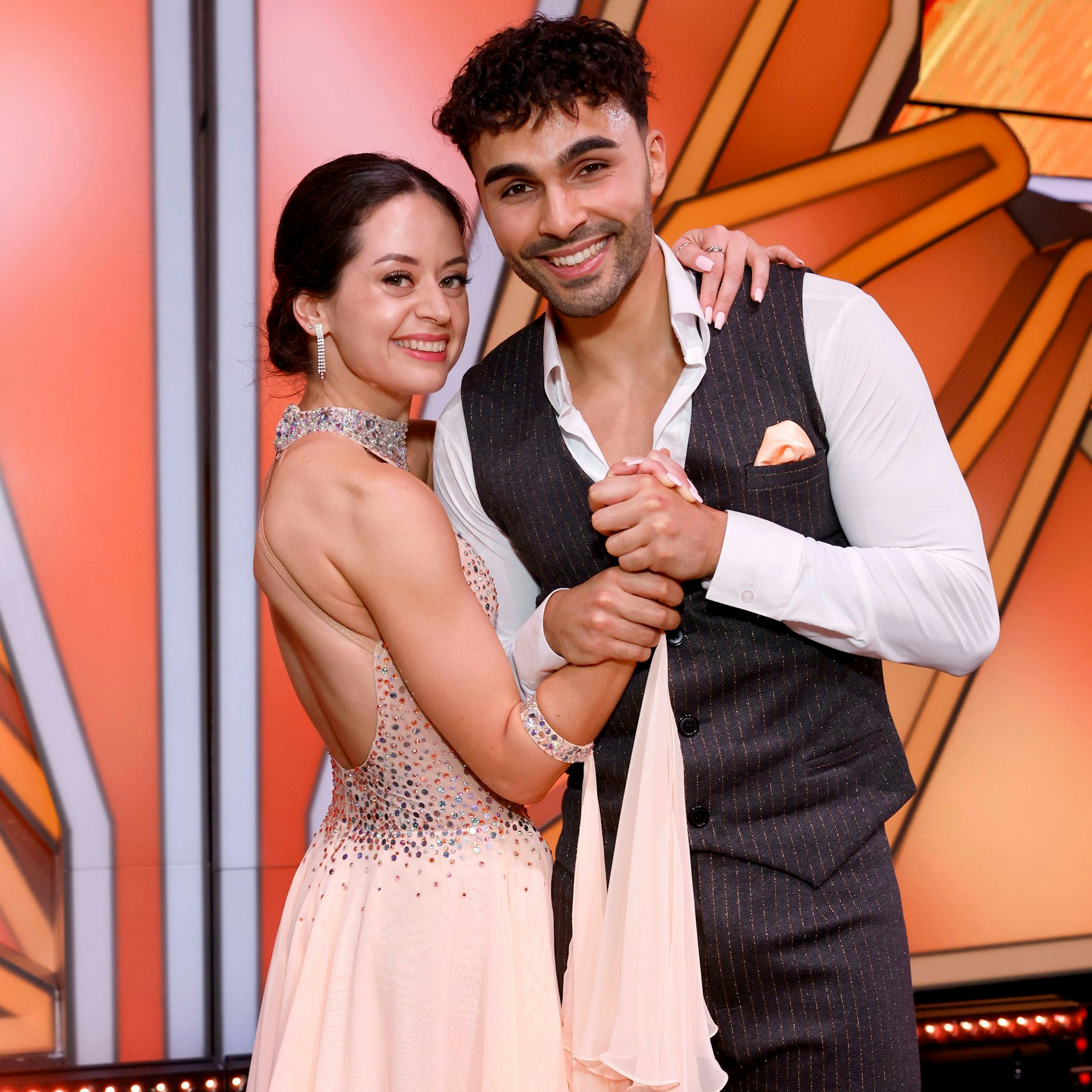 Younes Zarou und Malika Dzumaev sind bei „Let's Dance “nach Show 4 raus.