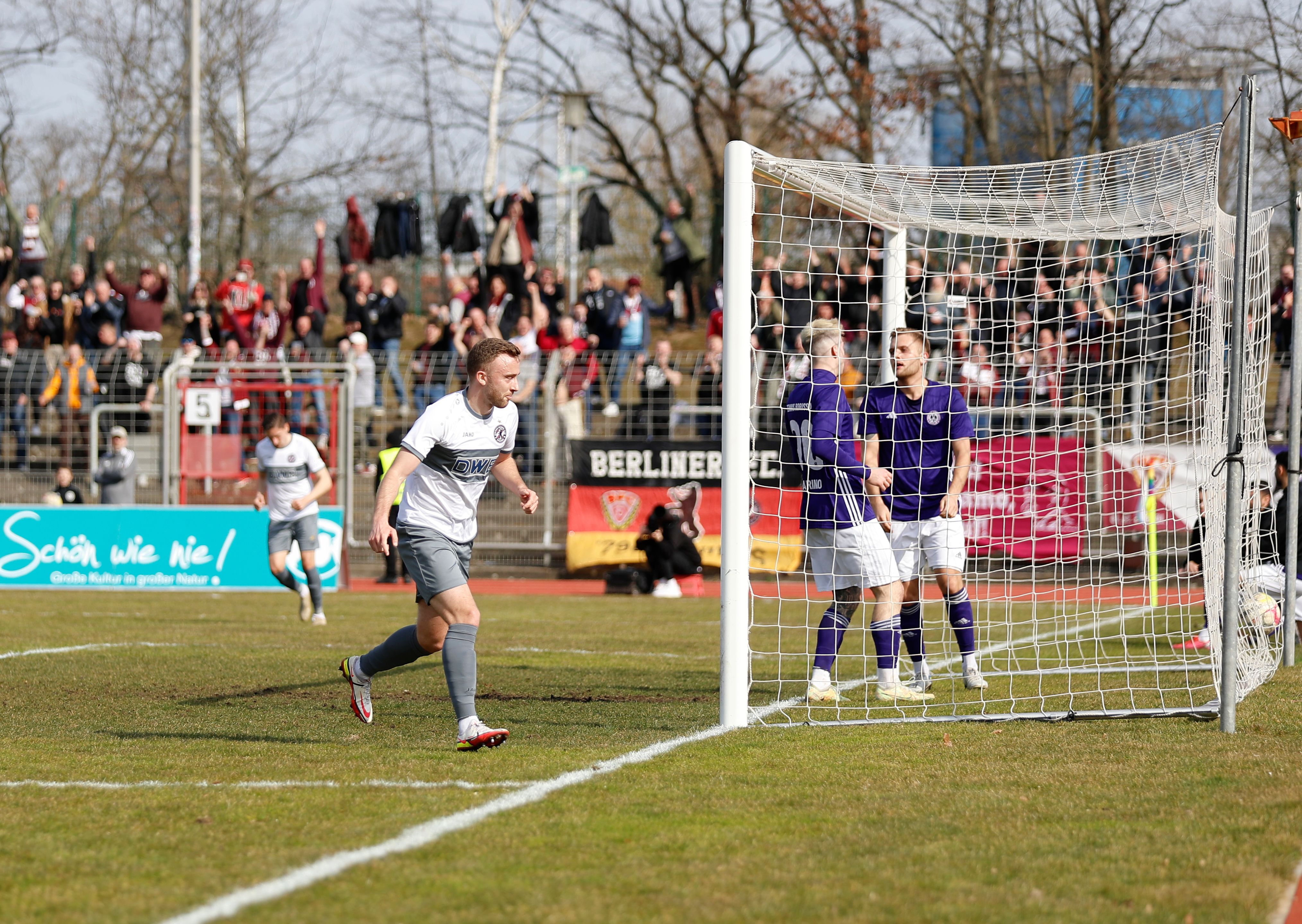 Sieg beim Schlusslicht! Der BFC Dynamo verpasst TeBe drei Veilchen