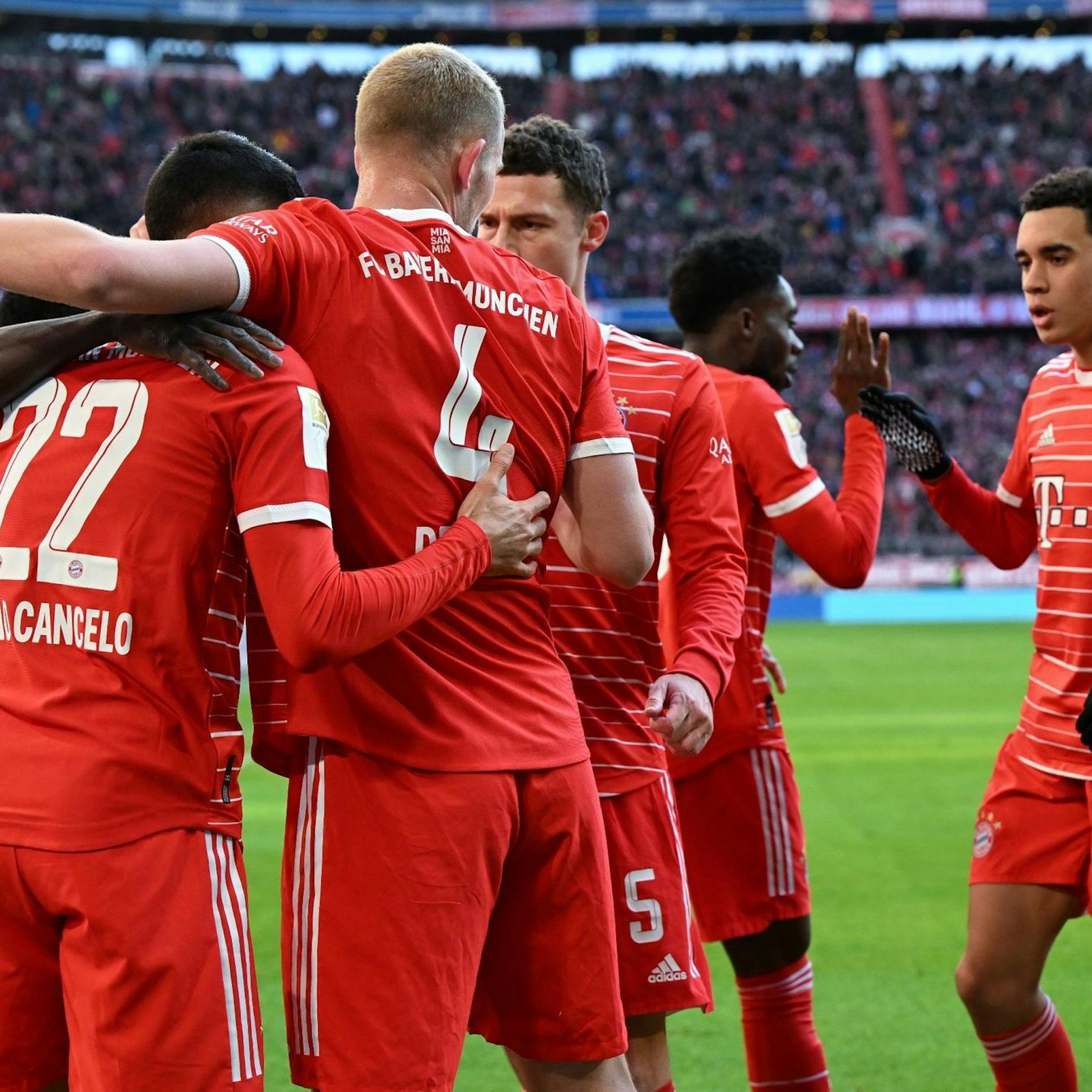 Image - FC Bayern in Torlaune - Doppelpacker Pavard „herausragend“
