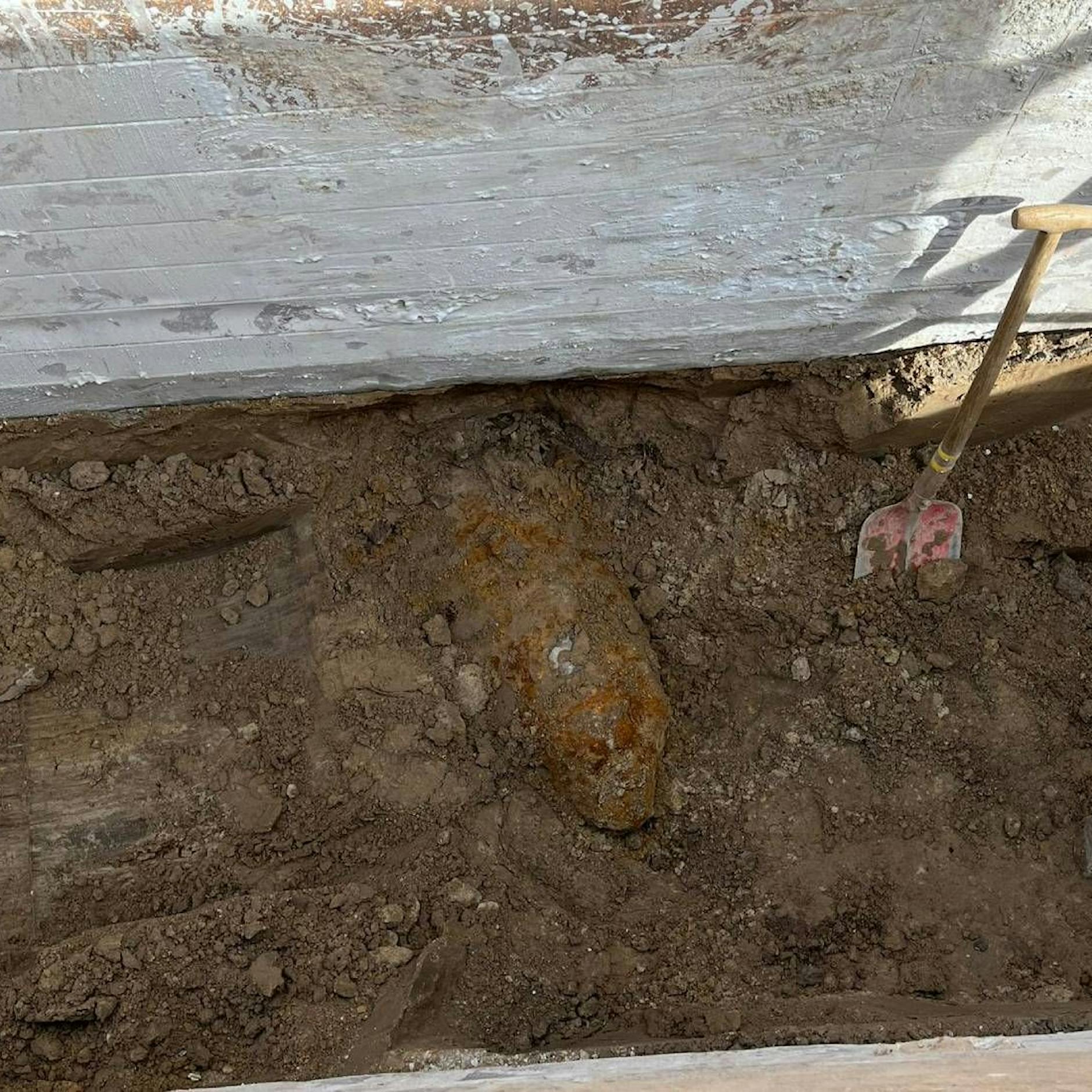 UPDATE: Weltkriegsbombe in Zehlendorf gefunden: Entschärfung am Montag – auch S-Bahn wird unterbrochen