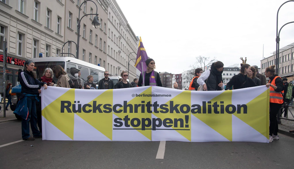 Berlin: Proteste gegen schwarz-rote „Rückschrittskoalition“
