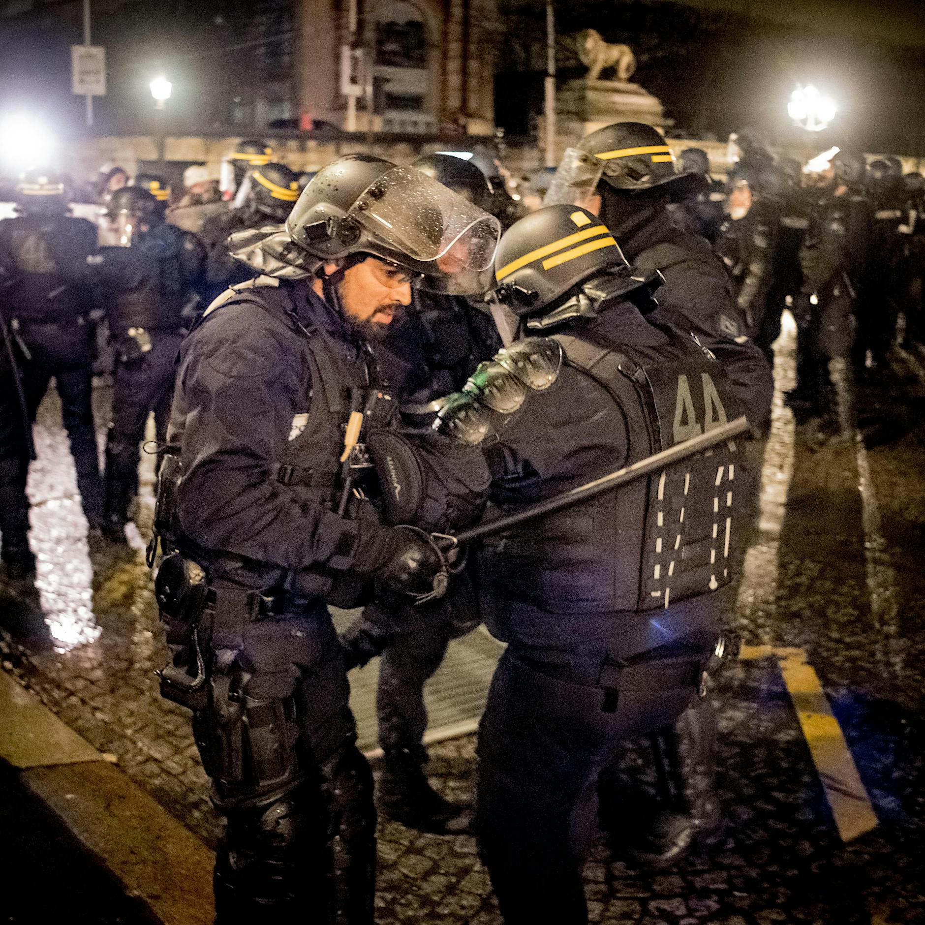 Proteste in Frankreich: Polizei verhängt Demo-Verbot in Paris