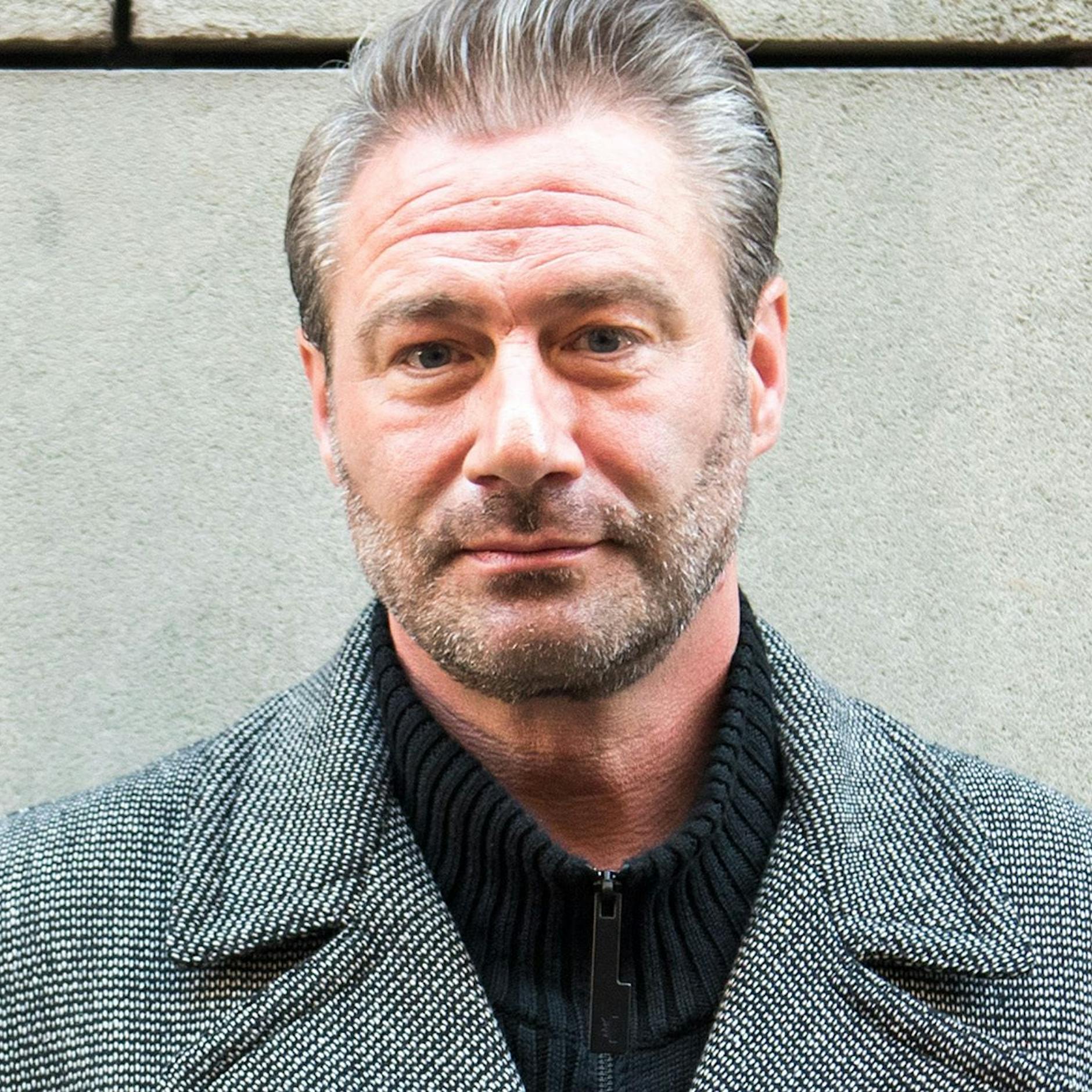 MIT VIDEO! „Duell um die Welt“: Mit DIESER heftigen Aufgabe quälen Joko und Klaas Sänger Sasha – oh Gott, ist das peinlich!