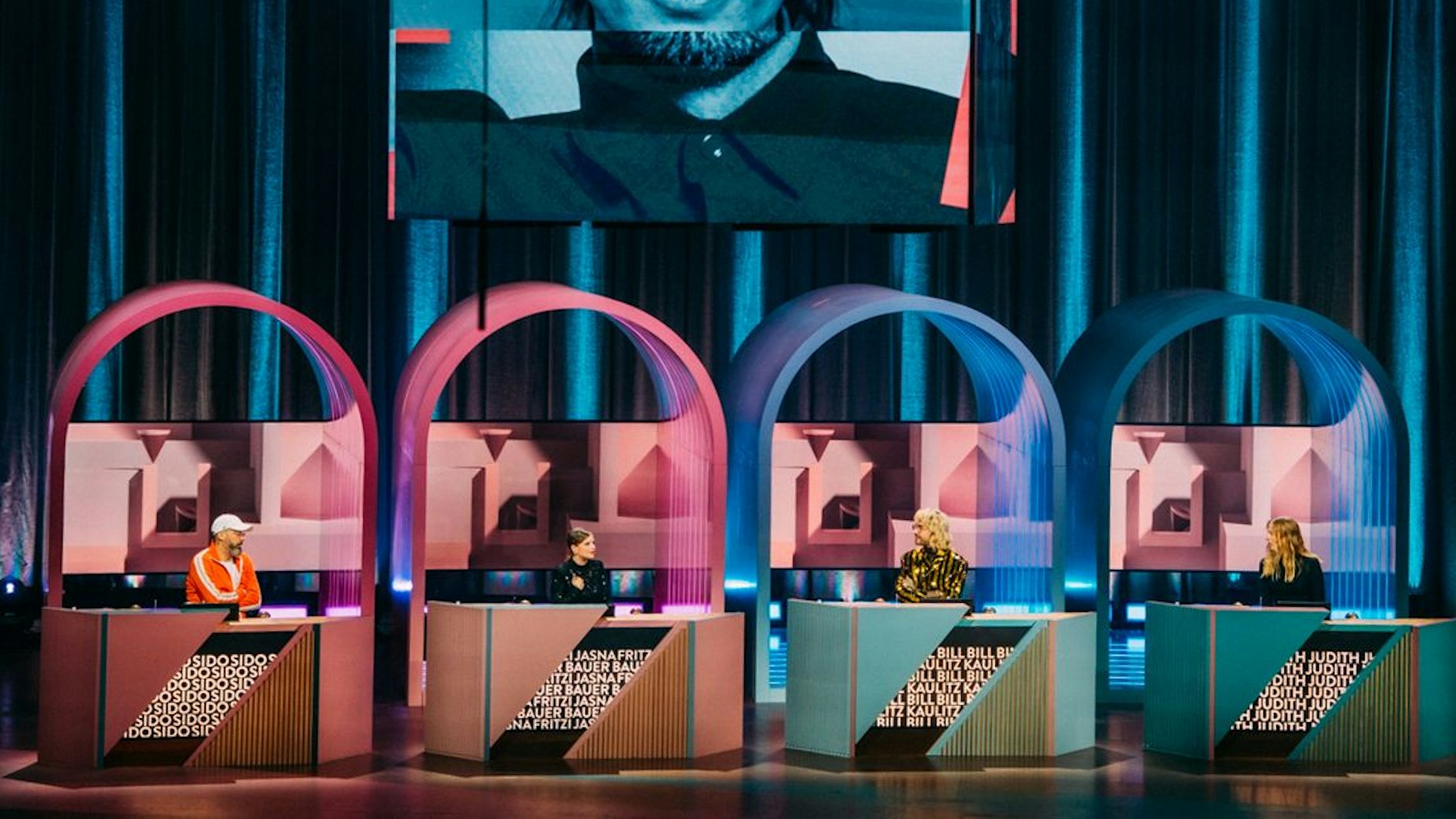 Die Kandidaten in der fünften Folge von „﻿Wer stiehlt mir die Show?“ mit Joko Winterscheidt: Rapper Sido, Schauspielerin Jasna Fritzi Bauer, Tokio Hotel-Star Bill Kaulitz und Wildcard-Kandidatin Judith.