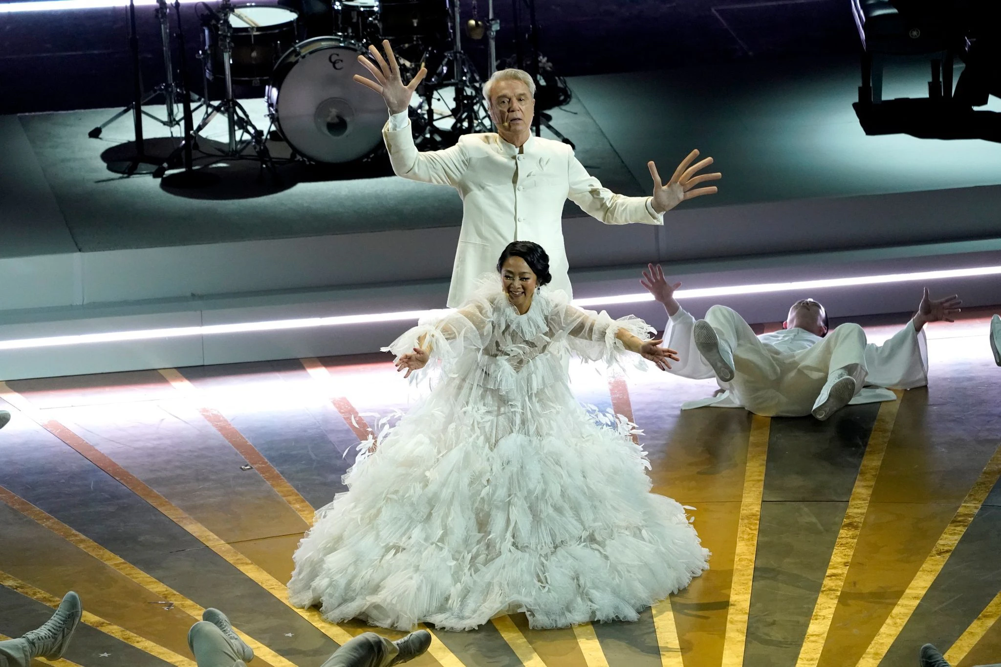 Starke Performance: Stephanie Hsu und David Byrne singen den Oscar-nominierten Song «This is the Life» aus «Everything Everywhere All at Once».  