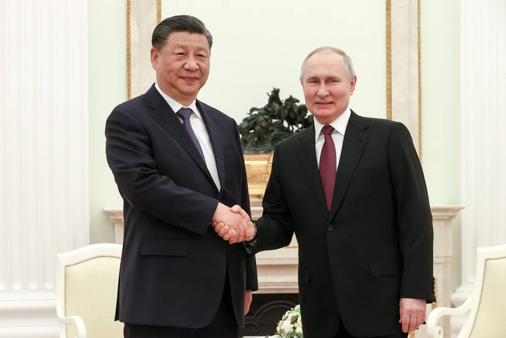 Pakt gegen den Westen: Putin und Xi unterzeichnen strategisches Abkommen