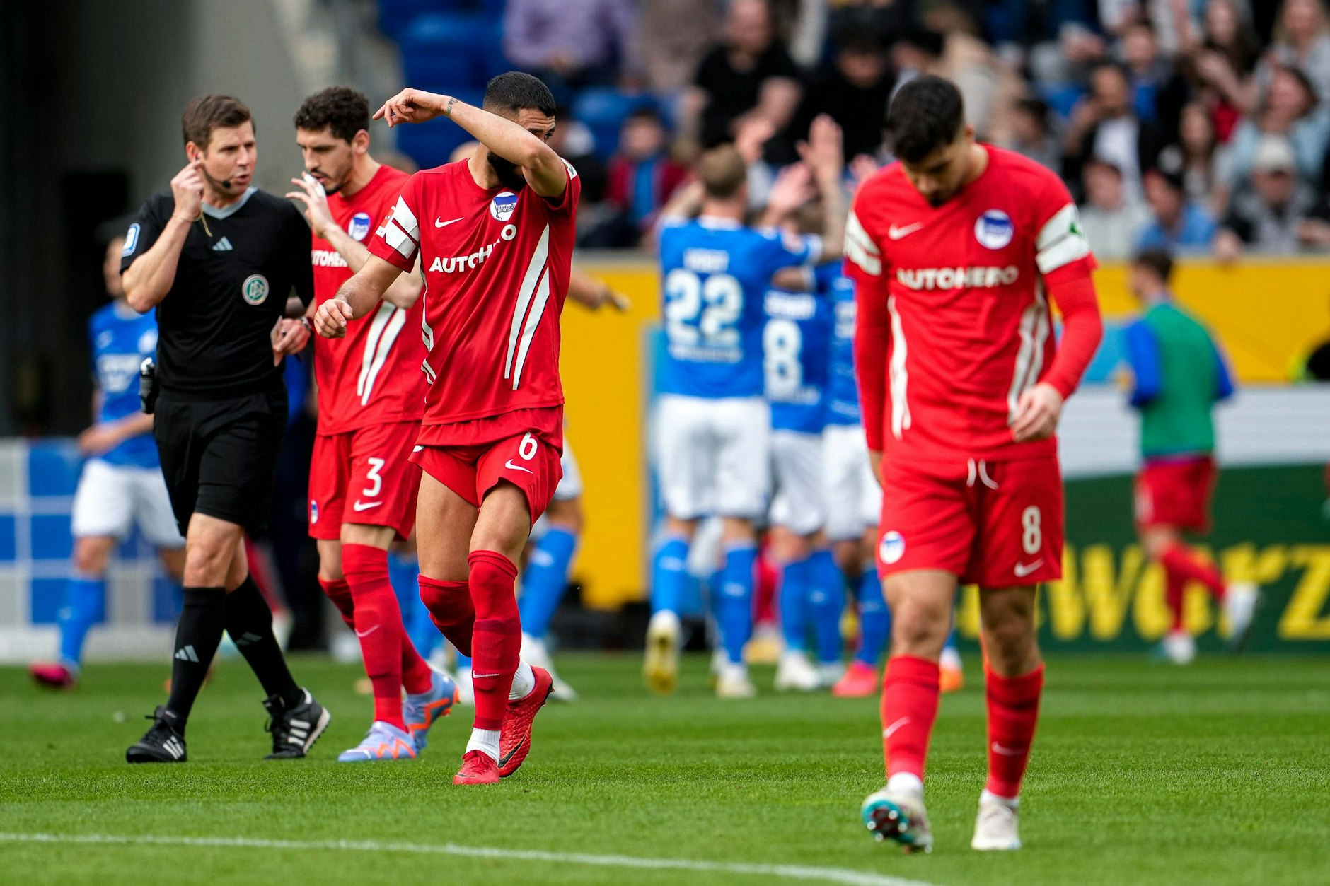 Mund abputzen, weitermachen? Die Spieler von Hertha BSC lassen auch am 25. Spieltag und in höchster Not mal wieder fast alles vermissen.