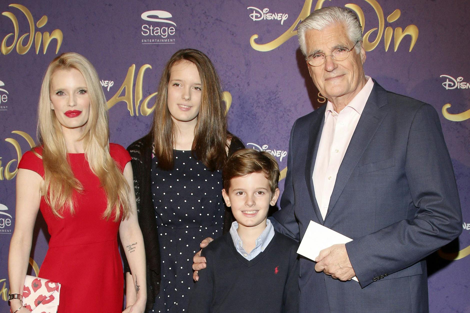 Trotz Trennung kümmern sich Mirja du Mont und Ex-Mann Sky du Mont gemeinsam um die Kinder Tara und Fayn.