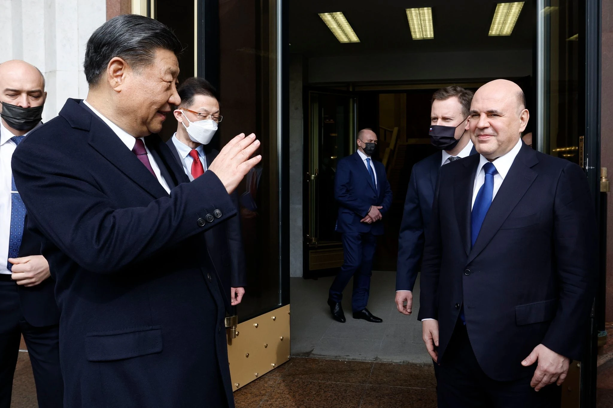 Nach ihren Gesprächen:&nbsp;Xi Jinping und Michail Mischustin.&nbsp;