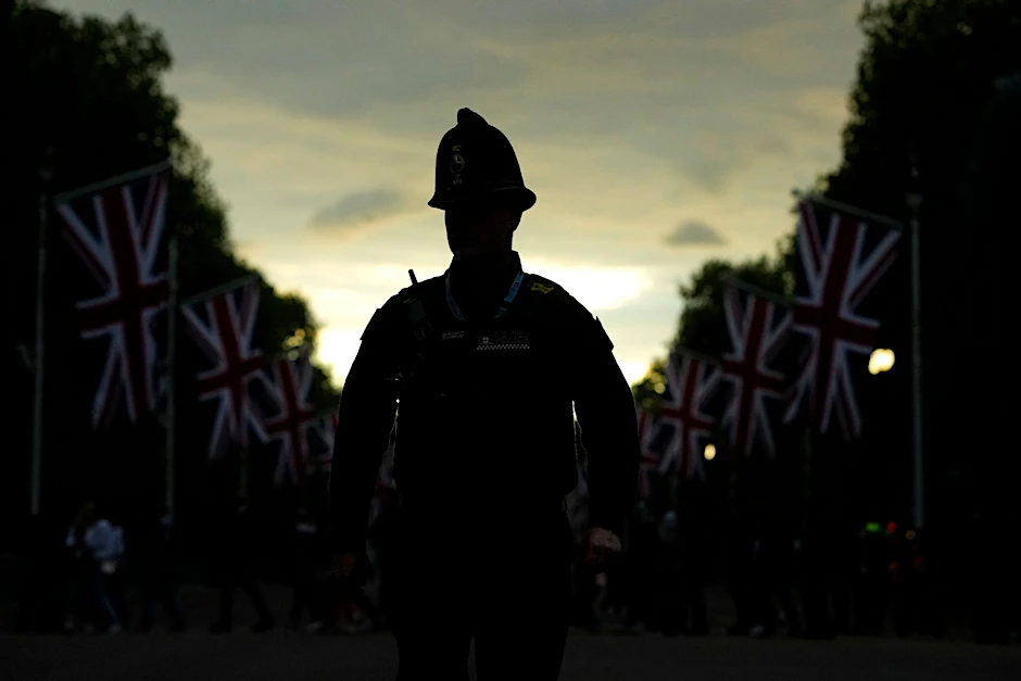 Der unabhängige Untersuchungsbericht über Sexismus und Rassismus in der Londoner Polizei soll veröffentlicht werden.