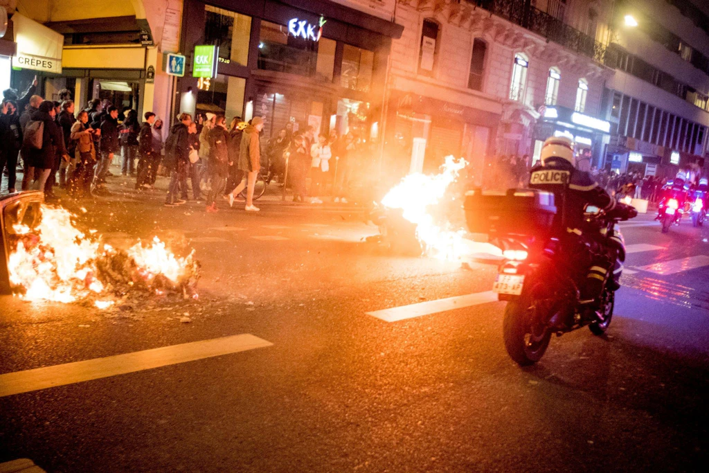 Protest gegen Rentenreform: Mehr als 140 Festnahmen in Paris