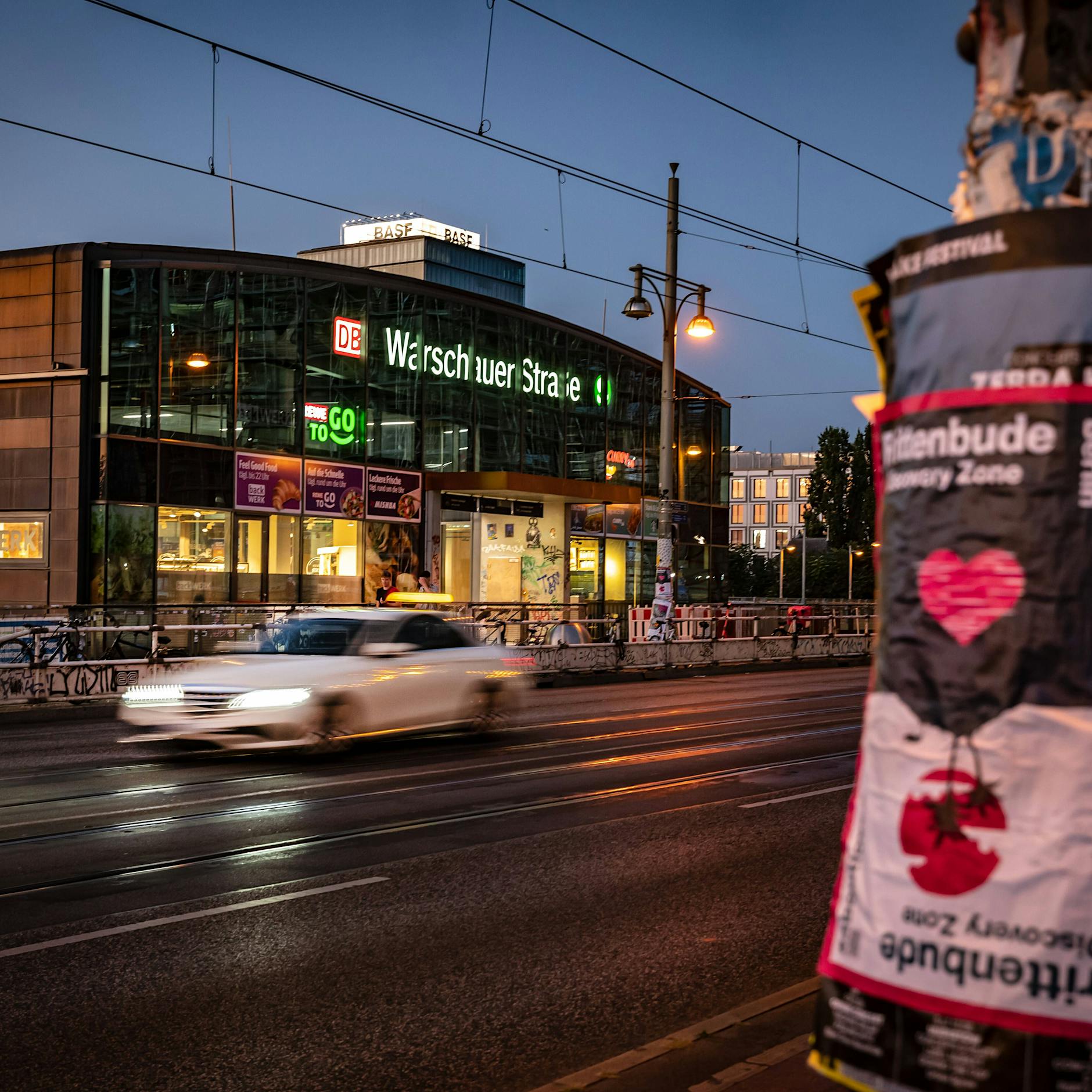 An DIESEN Berliner Bahnhöfen gilt am kommenden Wochenende ein Messerverbot
