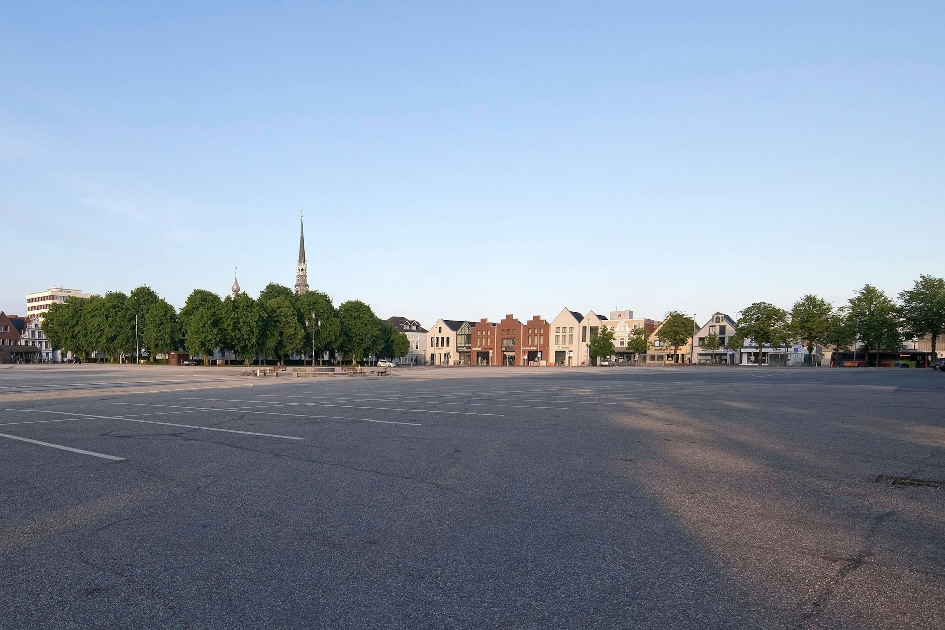 Im beschaulichen Heide haben jugendliche Mädchen eine 13-Jähirge brutal misshandelt.