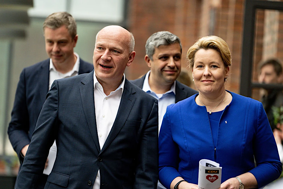 ARCHIV - Kai Wegner (CDU)und Franziska Giffey (SPD)in Berlin.  