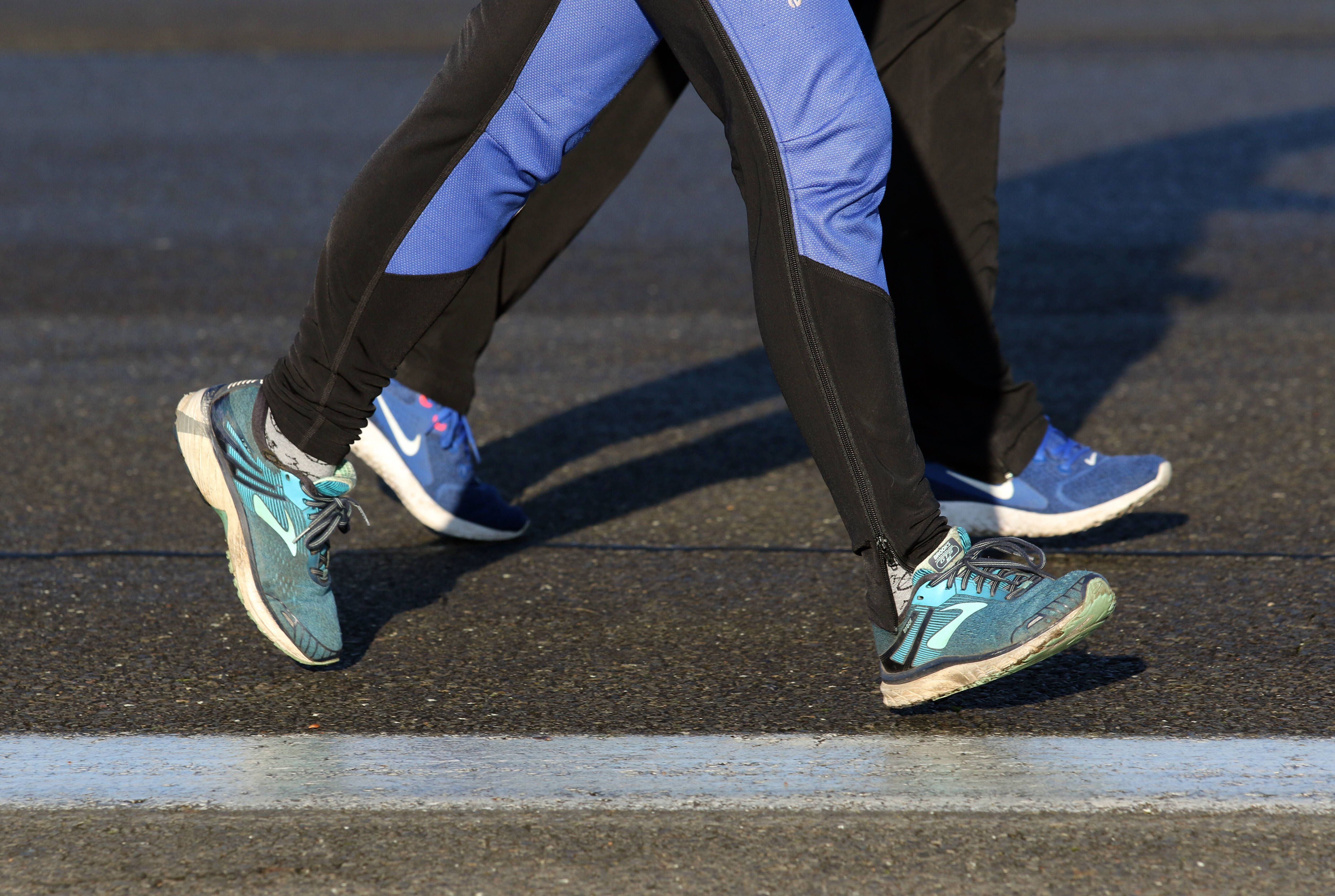 Wirbel um Knallhart-Regeln! Schule in NRW schmeißt Schüler mit Jogginghosen raus – und DAS ist der krasse Grund