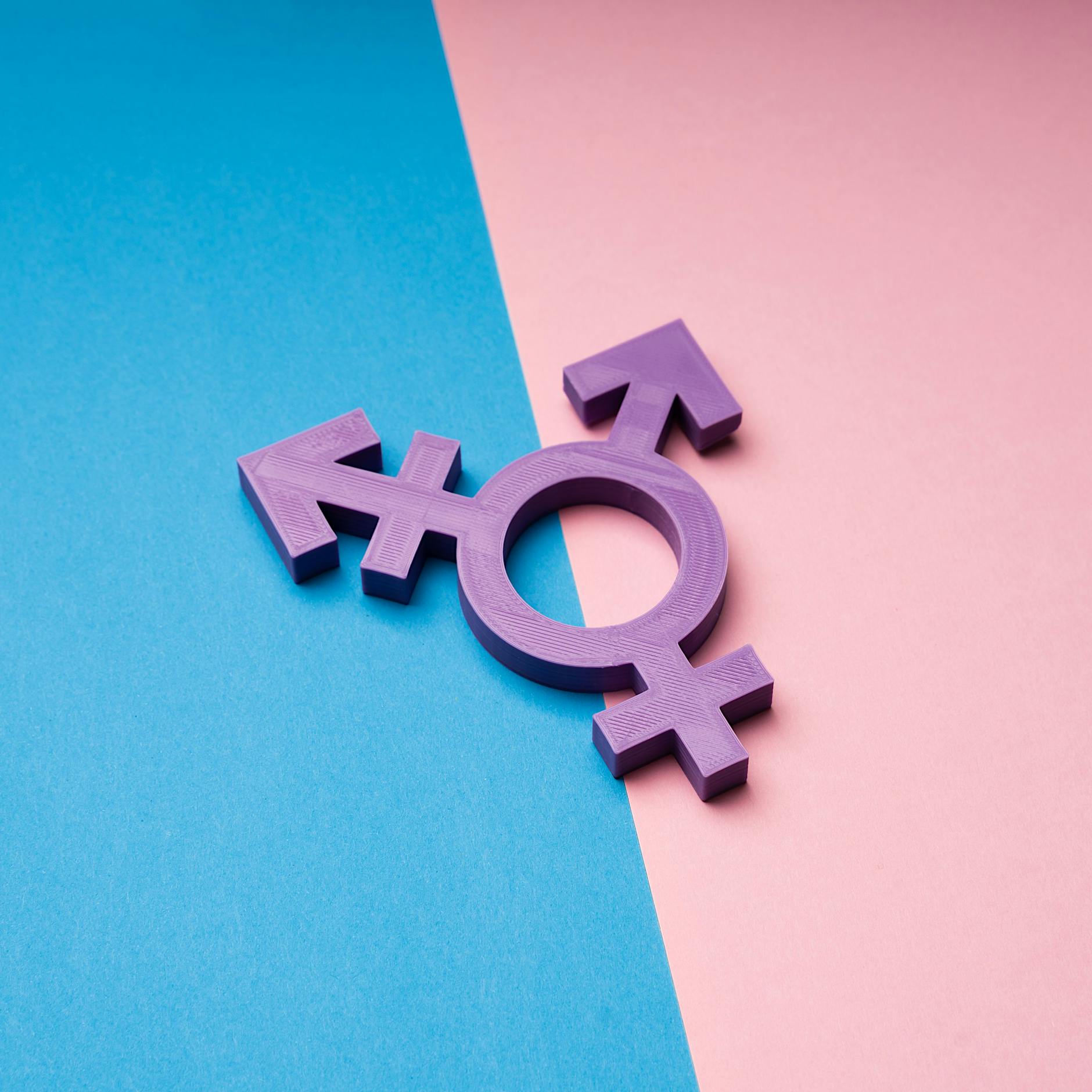 Transfeindlichkeit bei der Jungle World? Eigene Autoren attackieren linke Zeitung