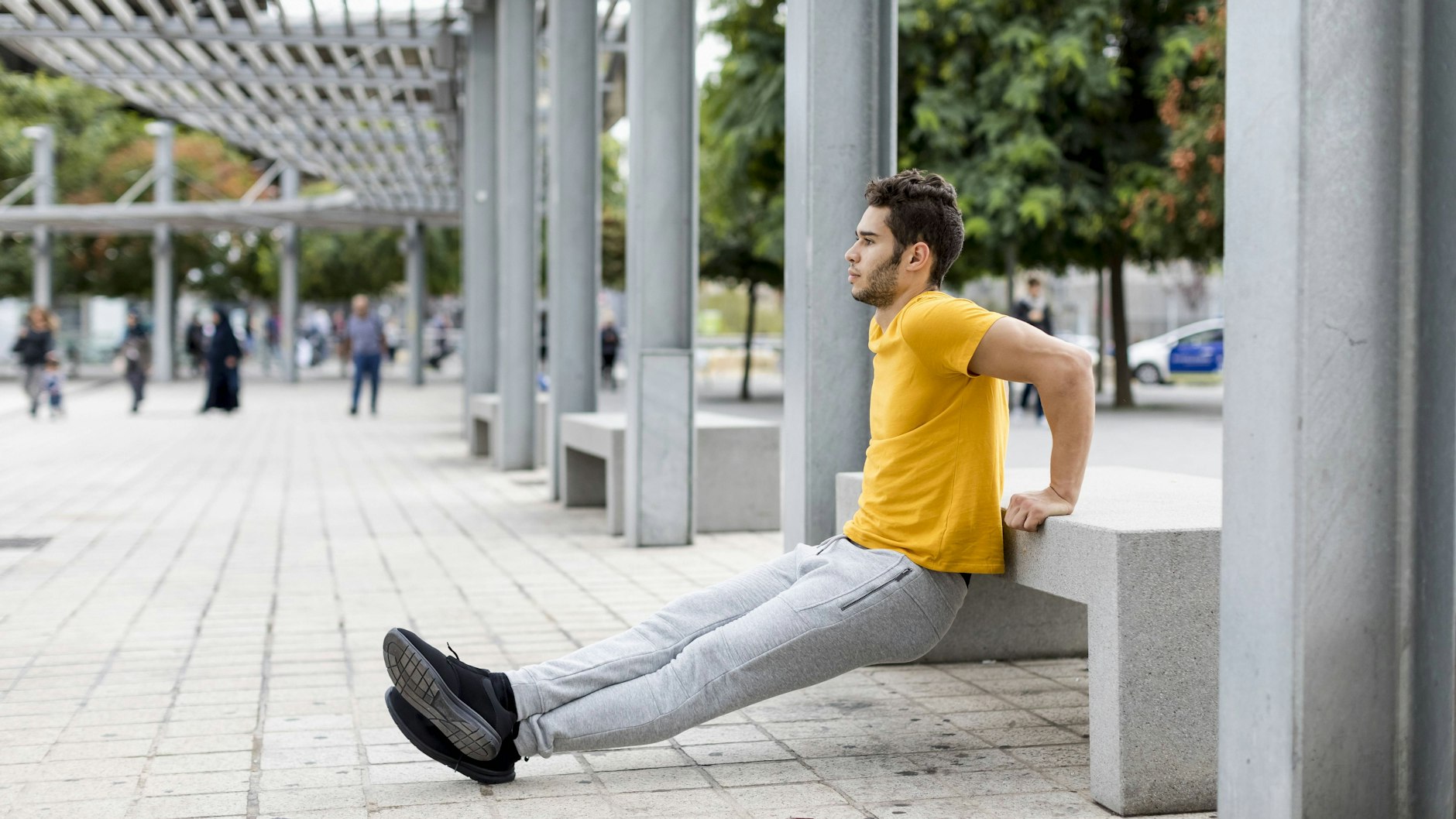 Für den Sport sind Jogginghosen ideal – an der Schule sind sie aber nicht gern gesehen.