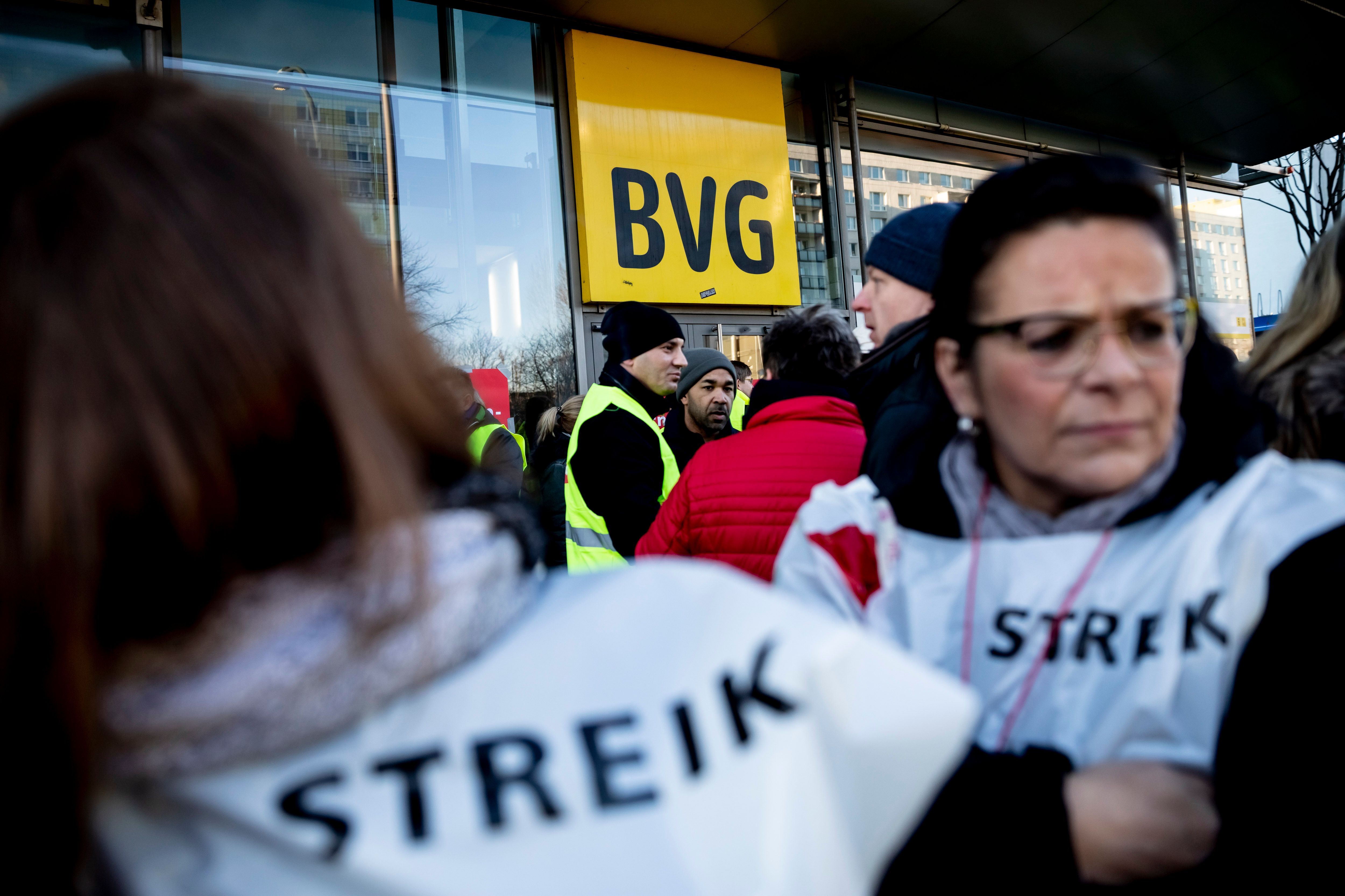 Streiks In Ganz Deutschland: Ein Nötiger Weckruf Für Die Politiker ...