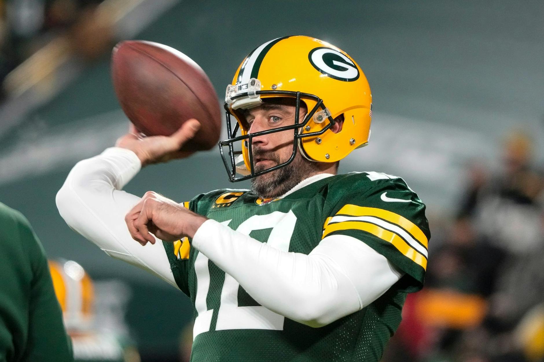ARCHIV - Star-Quarterback Aaron Rodgers zieht es zu den New York Jets.