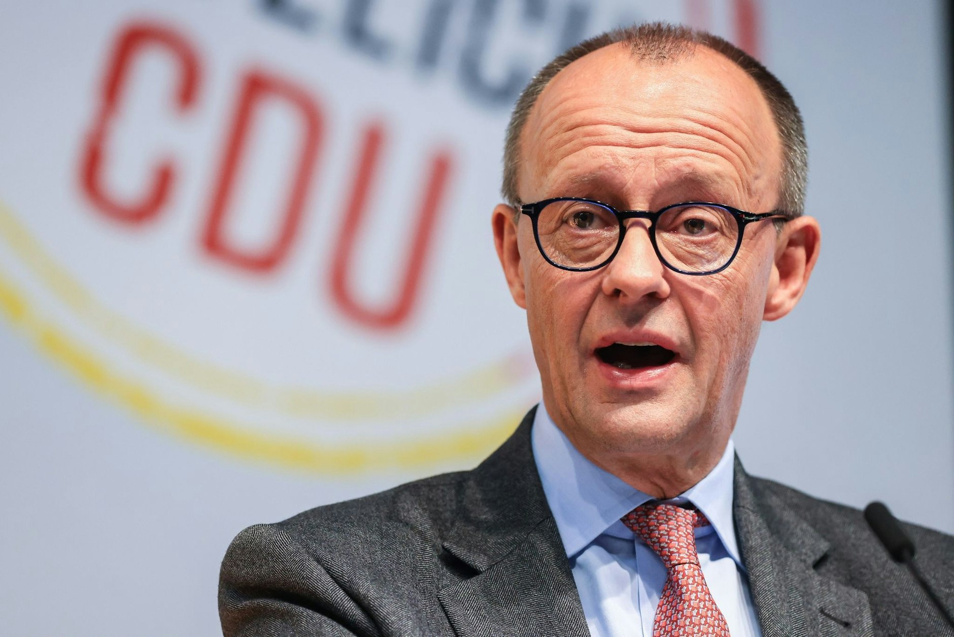 CDU-Chef Merz betont vor Wahlen Distanz zur AfD CDU-Chef Merz betont vor Wahlen Distanz zur AfD