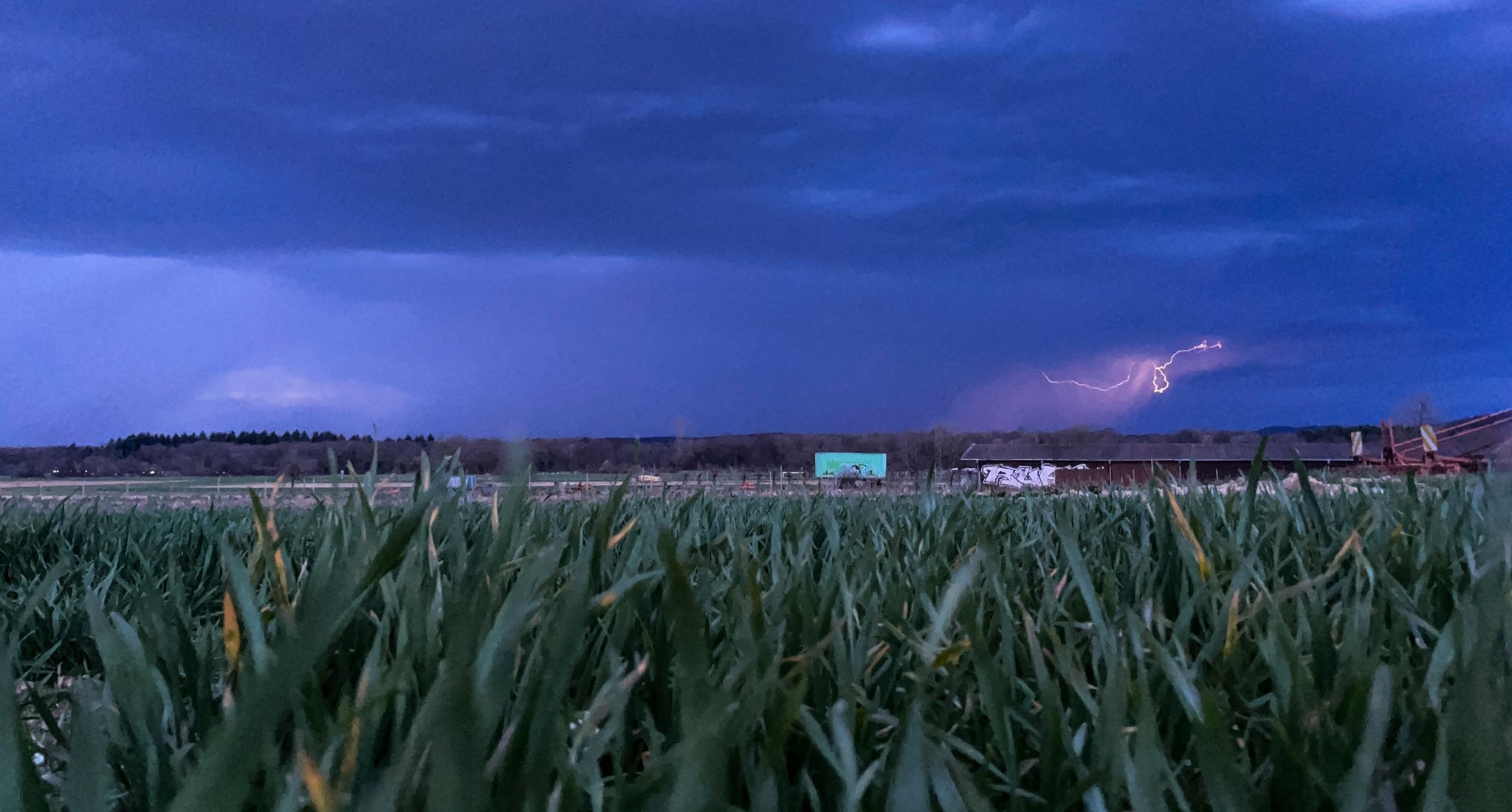 Wind Und Gewitter In Berlin Und Brandenburg Zum Wochenende