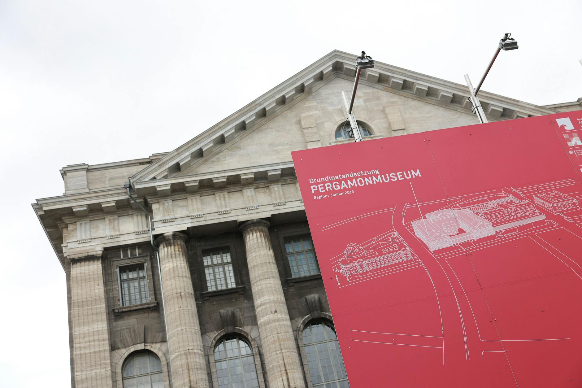 Das Pergamonmuseum muss wegen umfassender Sanierungsarbeiten für etwa vier Jahre komplett geschlossen werden. 