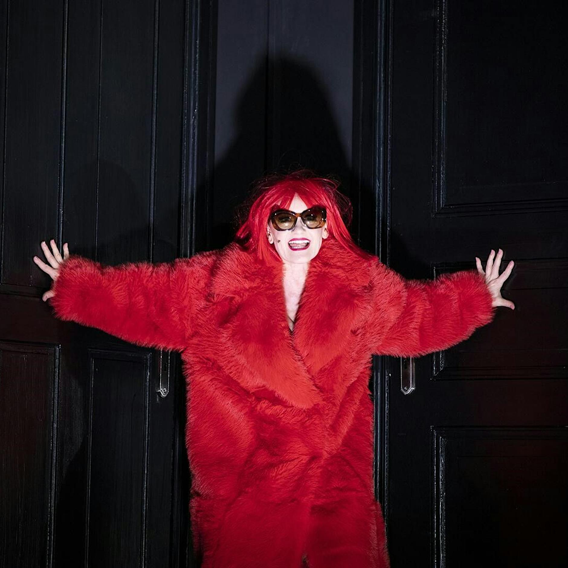 Barrie Kosky betreibt Brecht-Exorzismus: Katharine Mehrling singt Kurt Weill