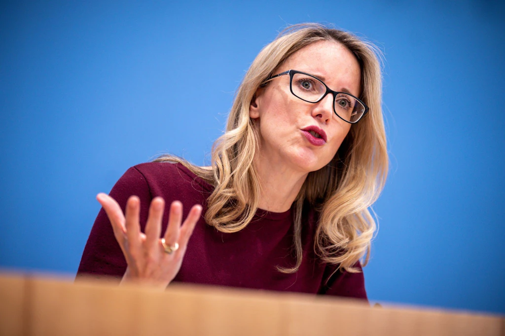 Ethikrat: „KI darf den Menschen nicht ersetzen“