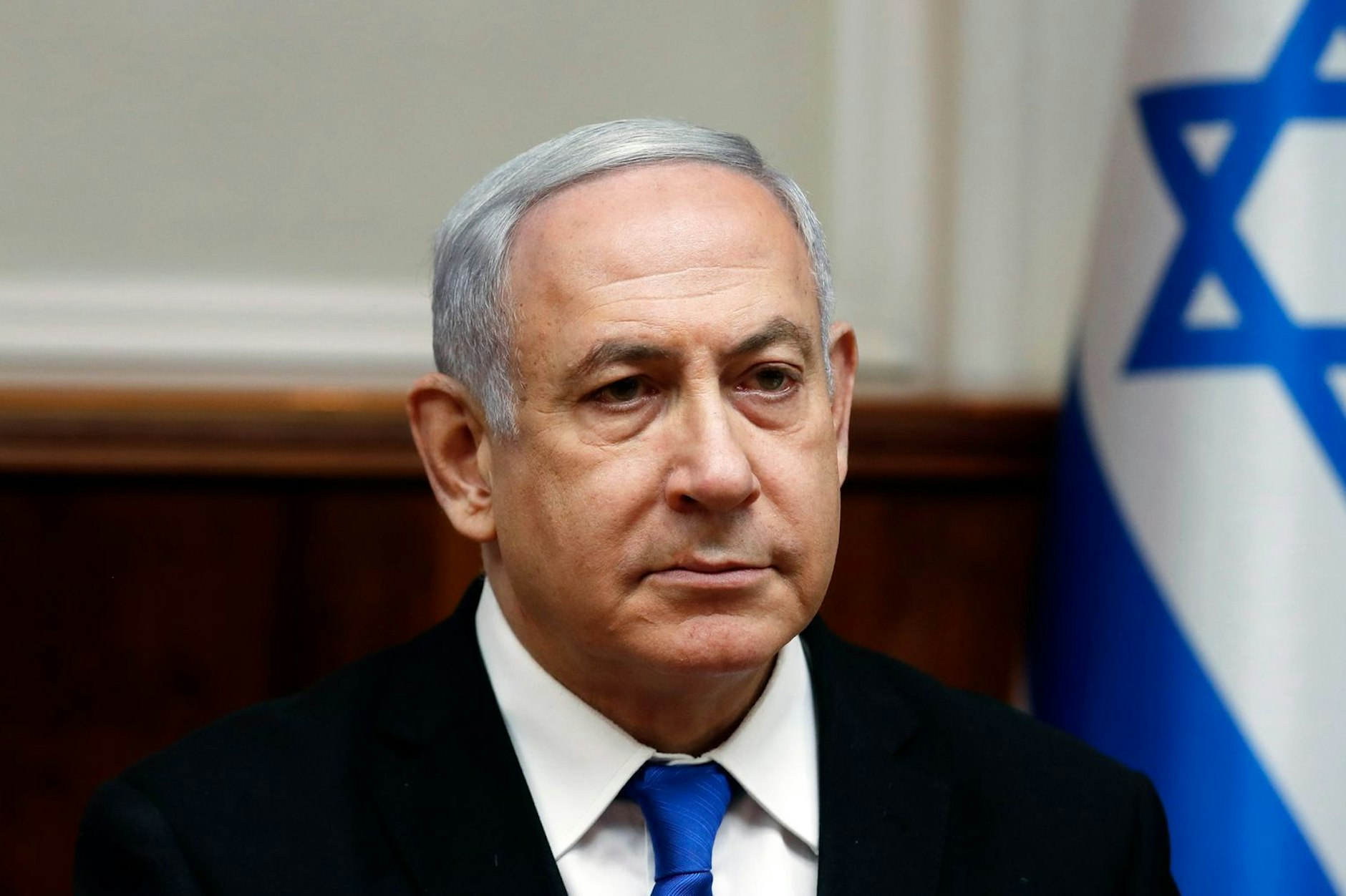 Nachdem erneut Zehntausende Menschen gegen die Reform protestiert haben, will Netanjahu am Montag eine Rede an die Nation halten.