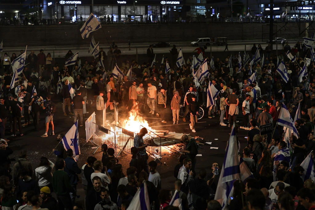 Massenproteste gegen Reform: Bundesregierung besorgt über Situation in Israel