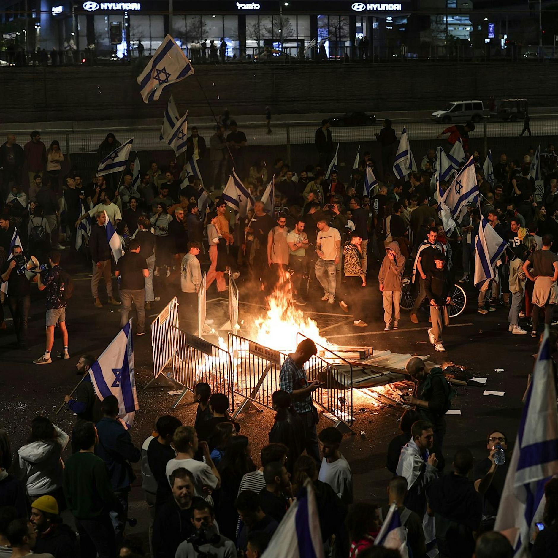 Massenproteste gegen Reform: Bundesregierung besorgt über Situation in Israel