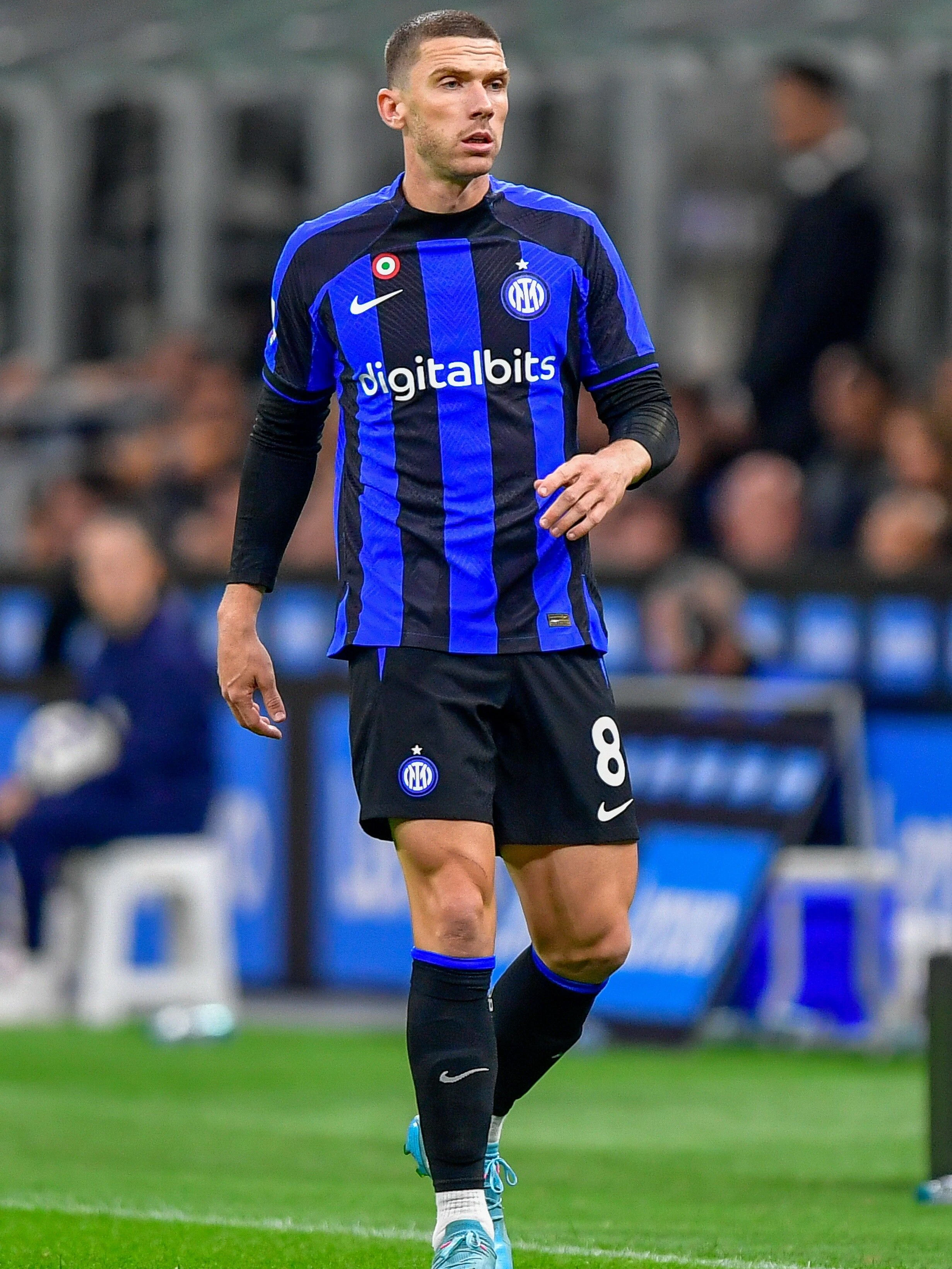 Robin Gosens (28) im Inter-Mailand-Trikot: Er schaffte gerade seinen Bachelor in Psychologie.