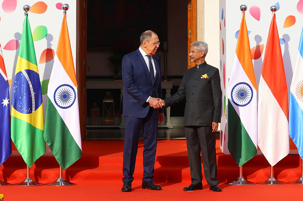 Gewinner der Sanktionen: Moskau will Ölexporte nach Indien um das 22-Fache erhöht haben
