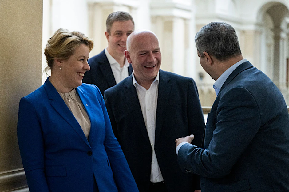 Koalitionsverhandlungen von CDU und SPD nach den Wahlen zum Berliner Abgeordnetenhaus.  