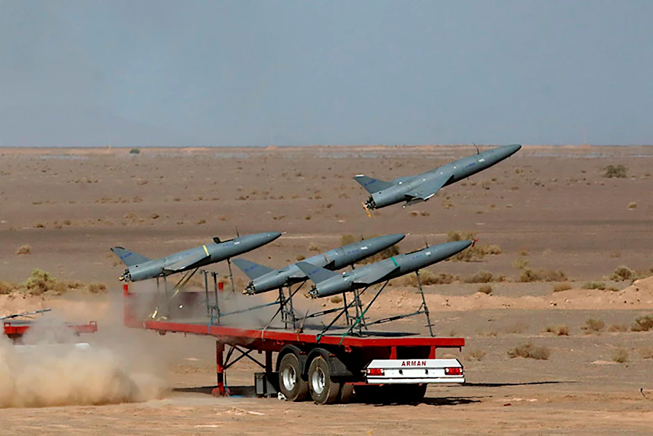 Iranische Drohnen bei einer militärischen Übung.&nbsp;