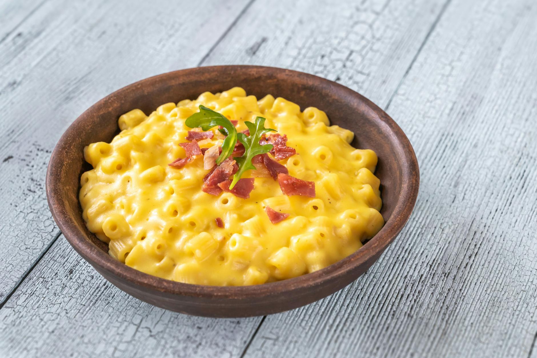 Mac'n Cheese ist ein amerikanischer Klassiker und schmeckt der ganzen Familie.