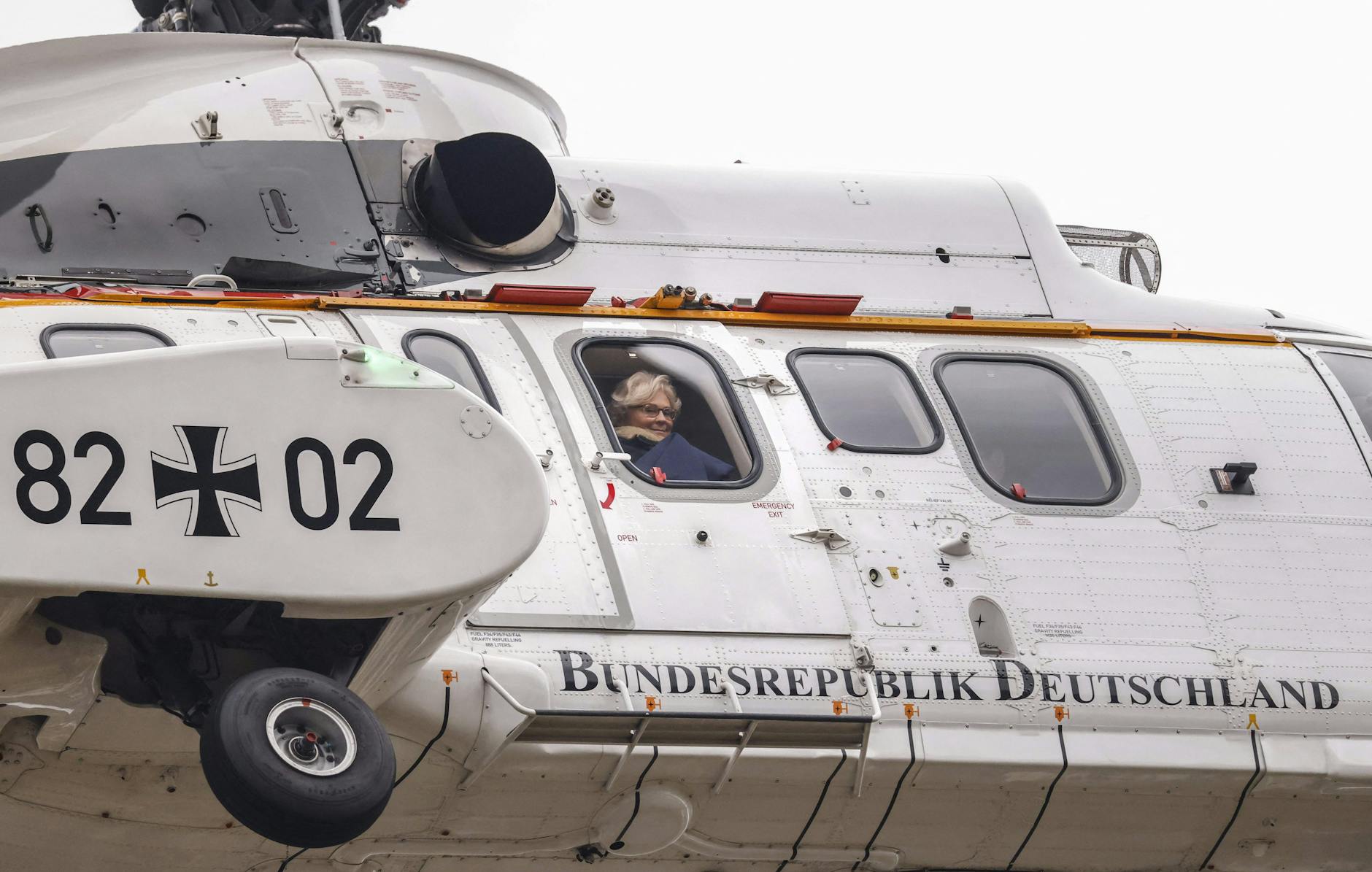 Image - Großer Zapfenstreich für Christine Lambrecht: Diese 5 Lieder empfehlen wir zum Abschied