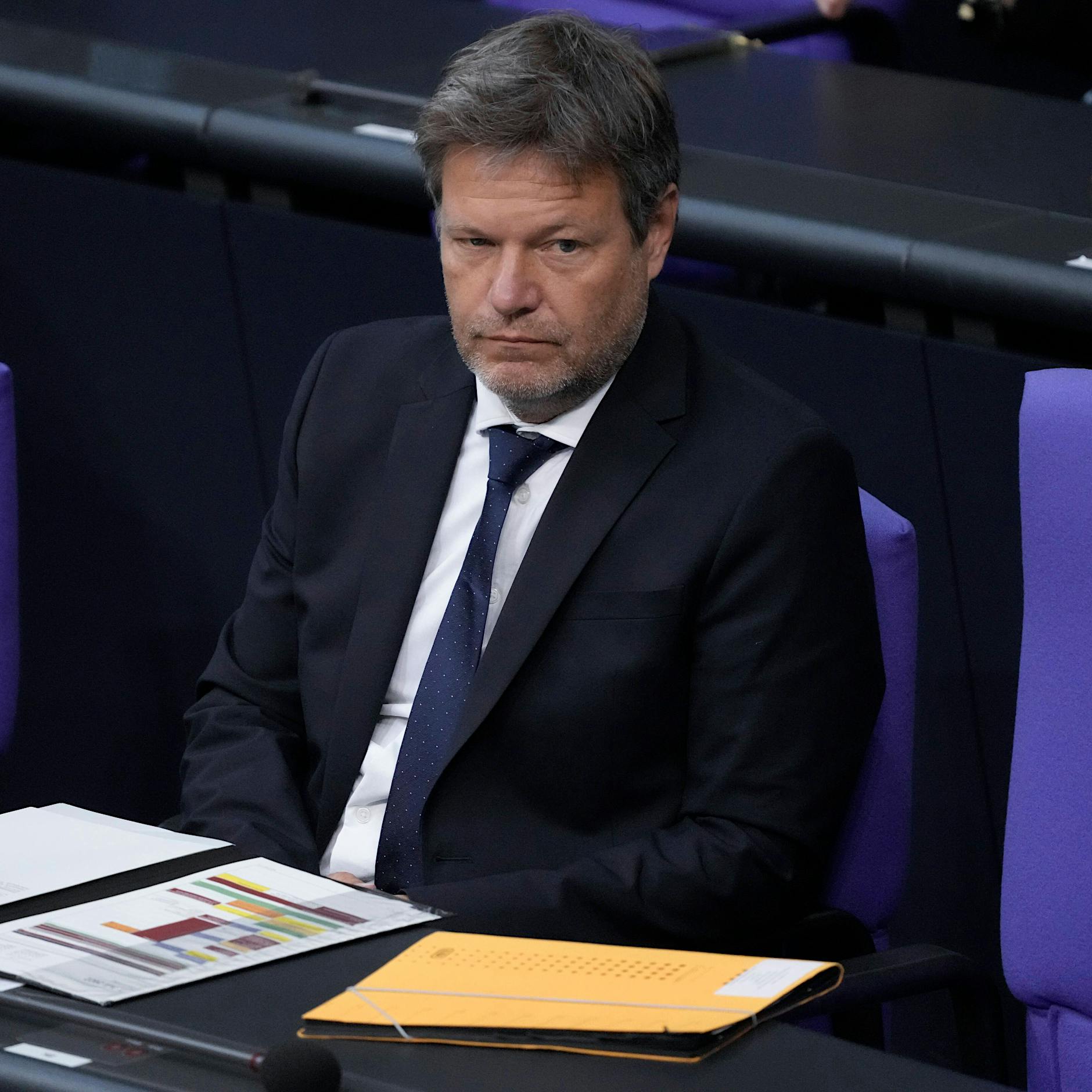 Ampel-Krisengipfel: Habecks Gasheizungsverbot zum Teil gekippt, höhere Lkw-Maut kommt