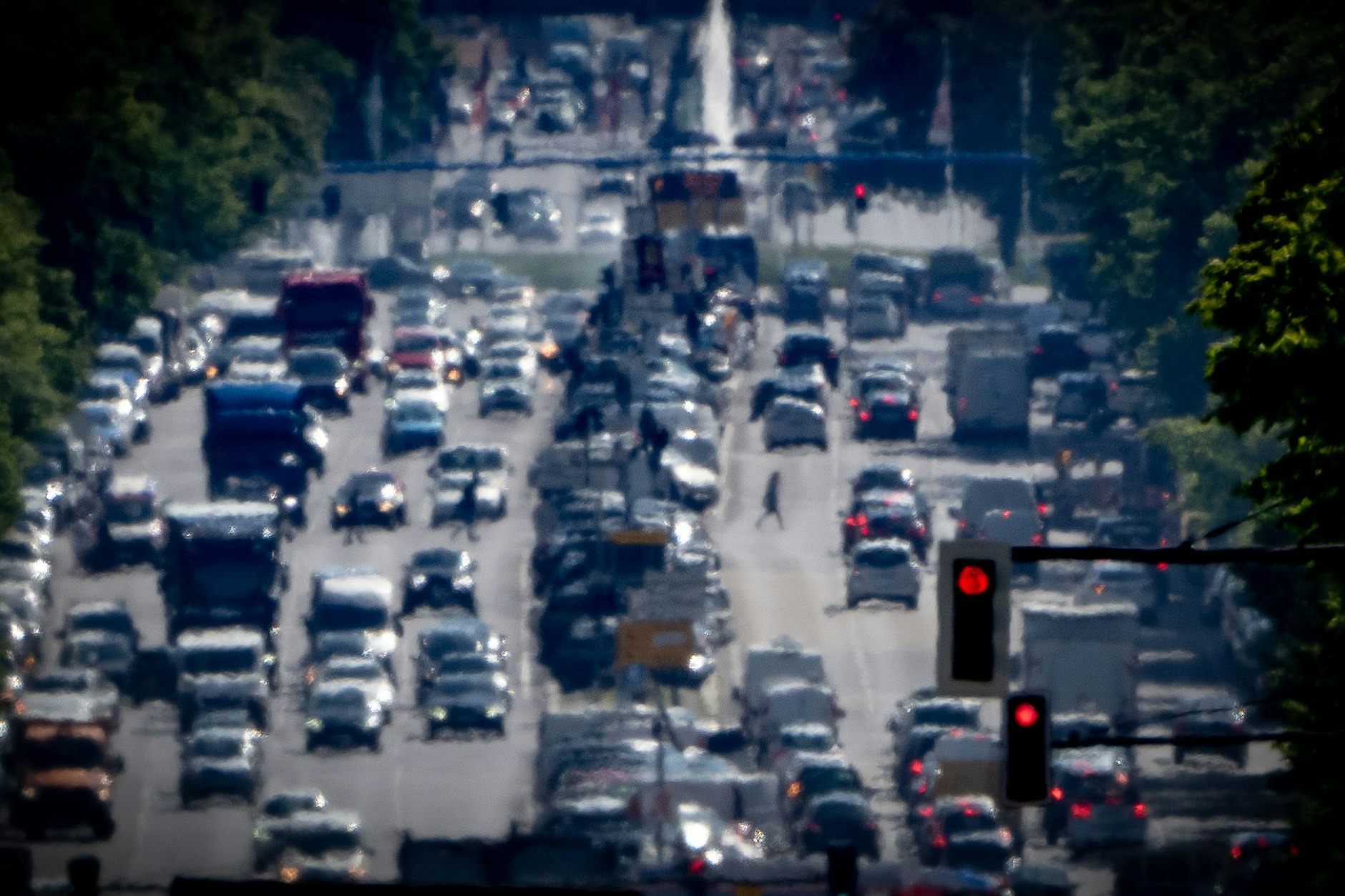 In der EU dürfen ab 2035 keine Neuwagen mehr verkauft werden, die mit Benzin oder Diesel fahren.