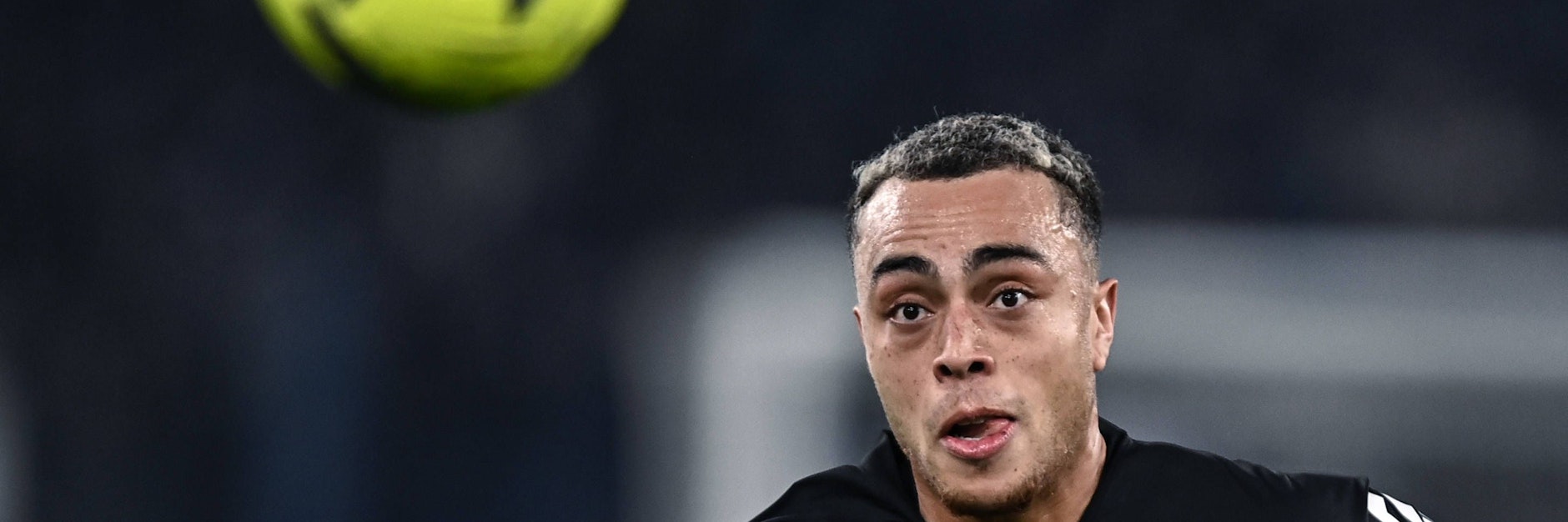 Sergino Dest von Barcelona – derzeit an den AC Mailand ausgeliehen – wird in Verbindung mit dem 1. FC Union gebracht.