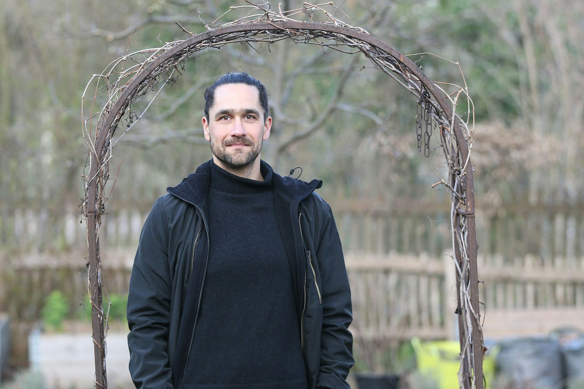 Pablo Metz&nbsp;(42) ist Co-Founder von „Meine Erde“ und einer der Initiatoren der Reerdigung in Europa.