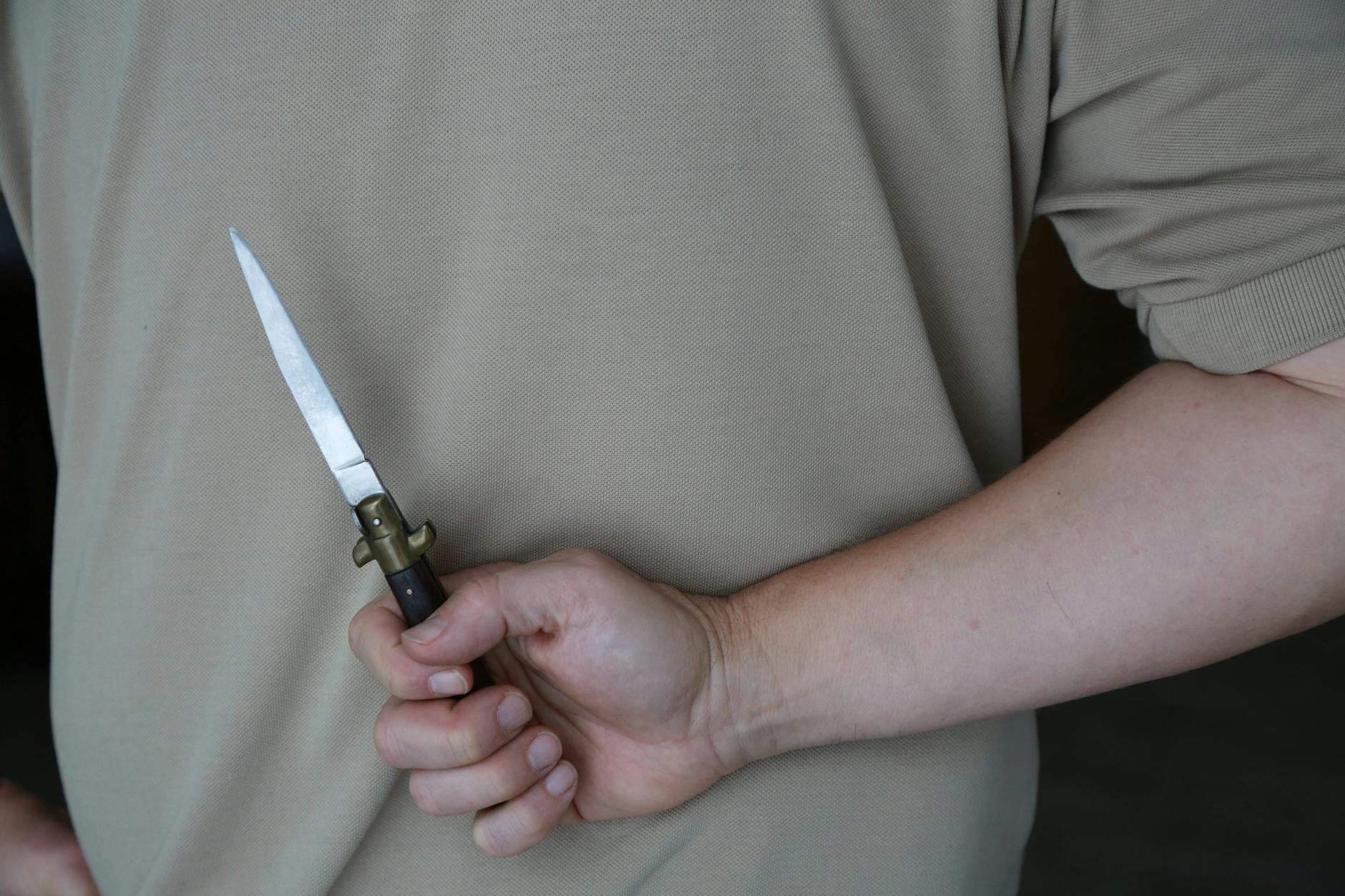 Immer öfter werden bei Gewaltdelikten Messer eingesetzt. Berliner Polizisten schlagen jetzt Alarm.