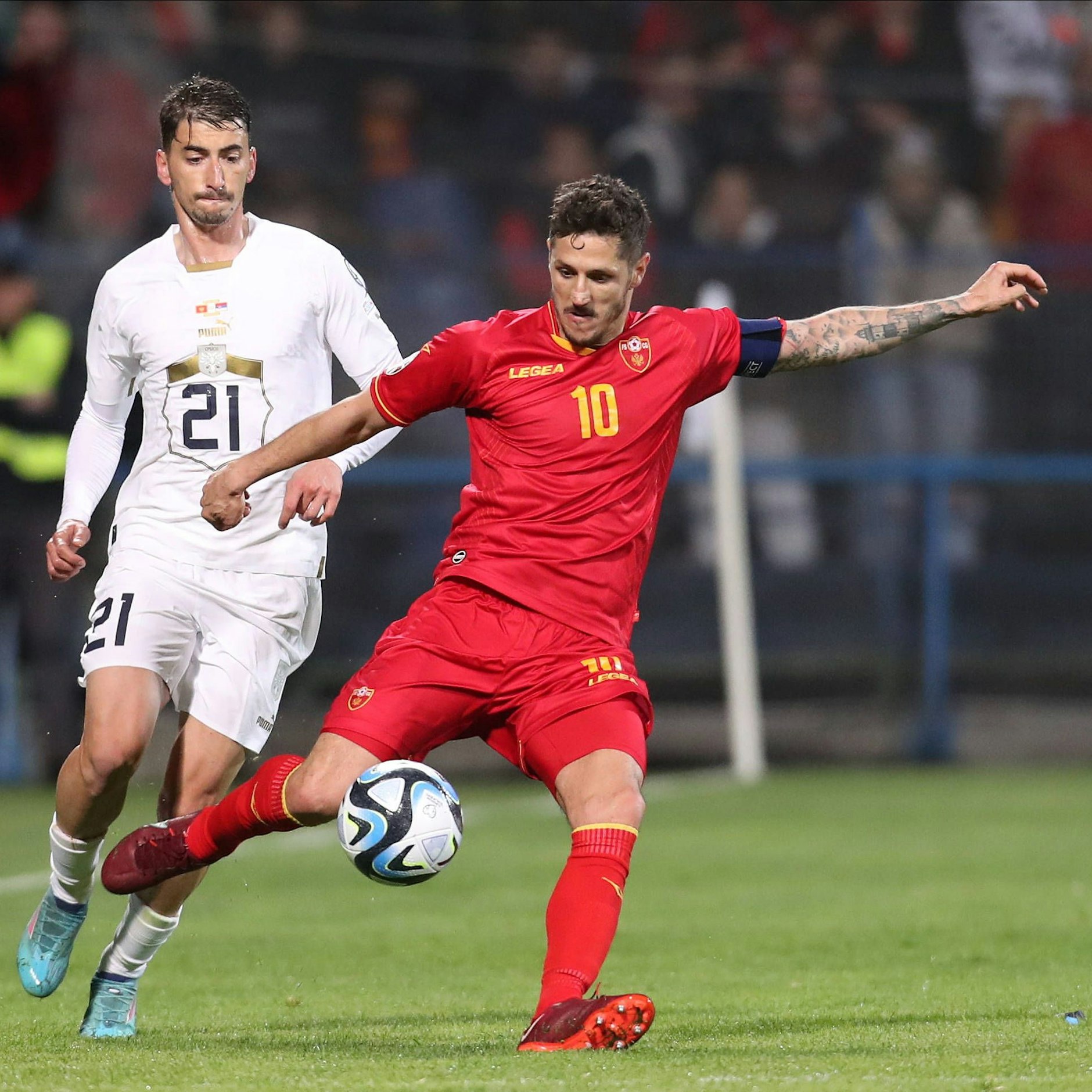 Beim Länderspiel gegen Serbien (0:2) verletzte sich Herthas Montenegriner Stevan Jovetic.