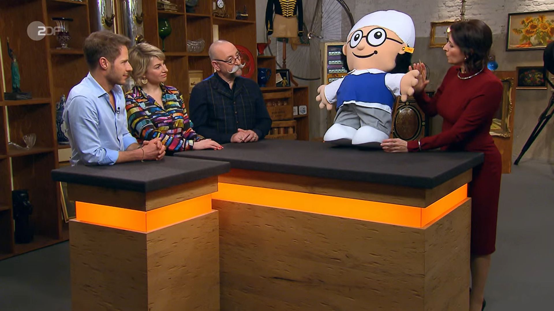 Image - Alles anders bei „Bares für Rares“! Was ist DAS denn? So feiert die Trödel-Show den ZDF-Geburtstag