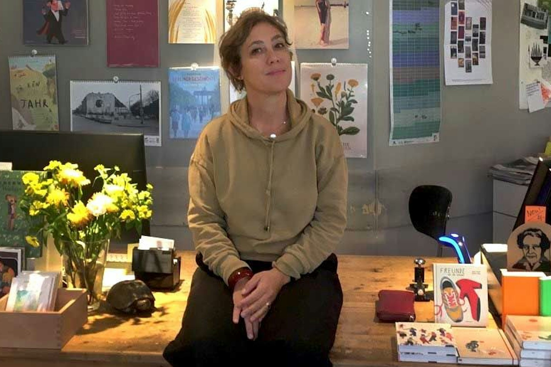 Katharina von Uslar in ihrer Buchhandlung Uslar &amp; Rai