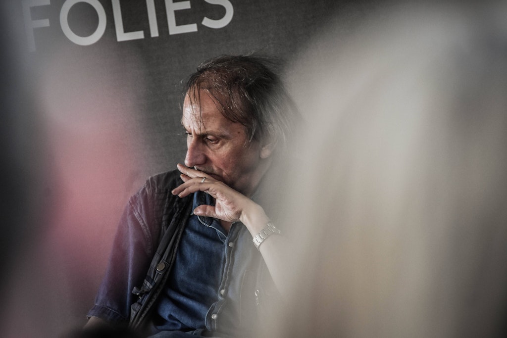 Michel Houellebecq fühlt sich nach Mitwirken in Sexfilm wie ein ...