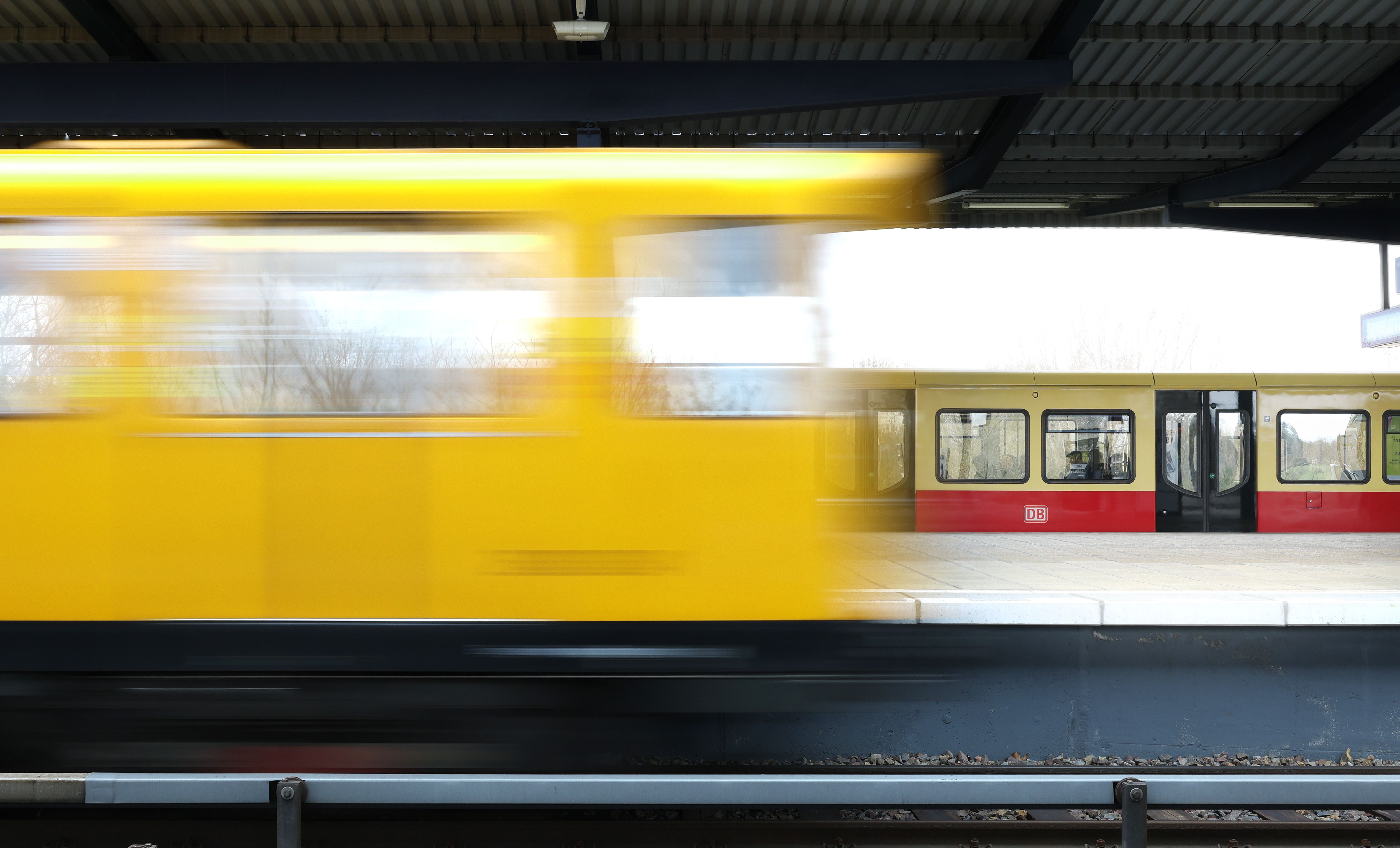 29-Euro-Ticket vor dem Aus: Debatte über Weiterführung auf Juni vertagt