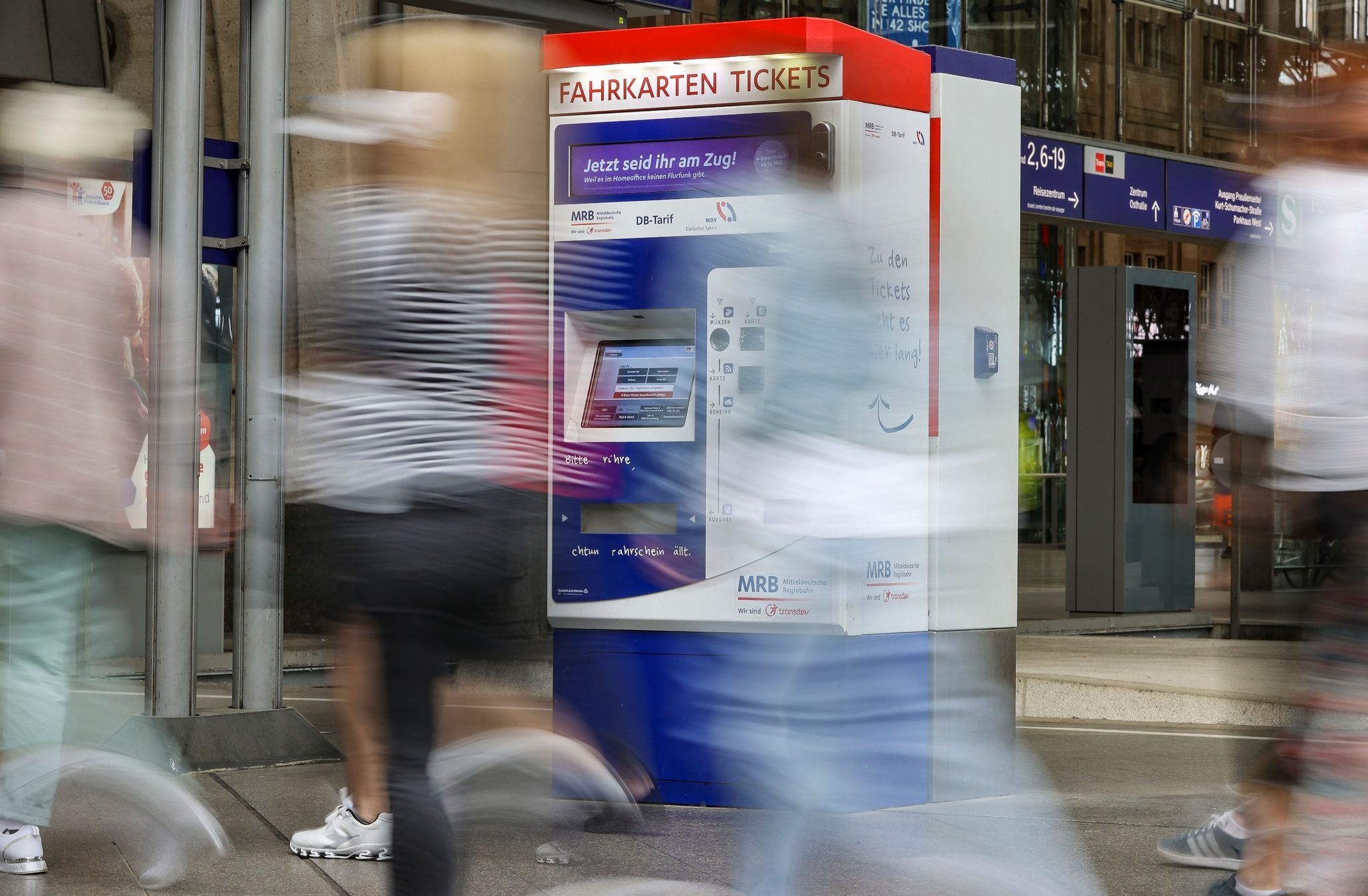 49-Euro-Ticket ab Montag zu kaufen: Mit diesem Trick kostet es nur 34,30 Euro!