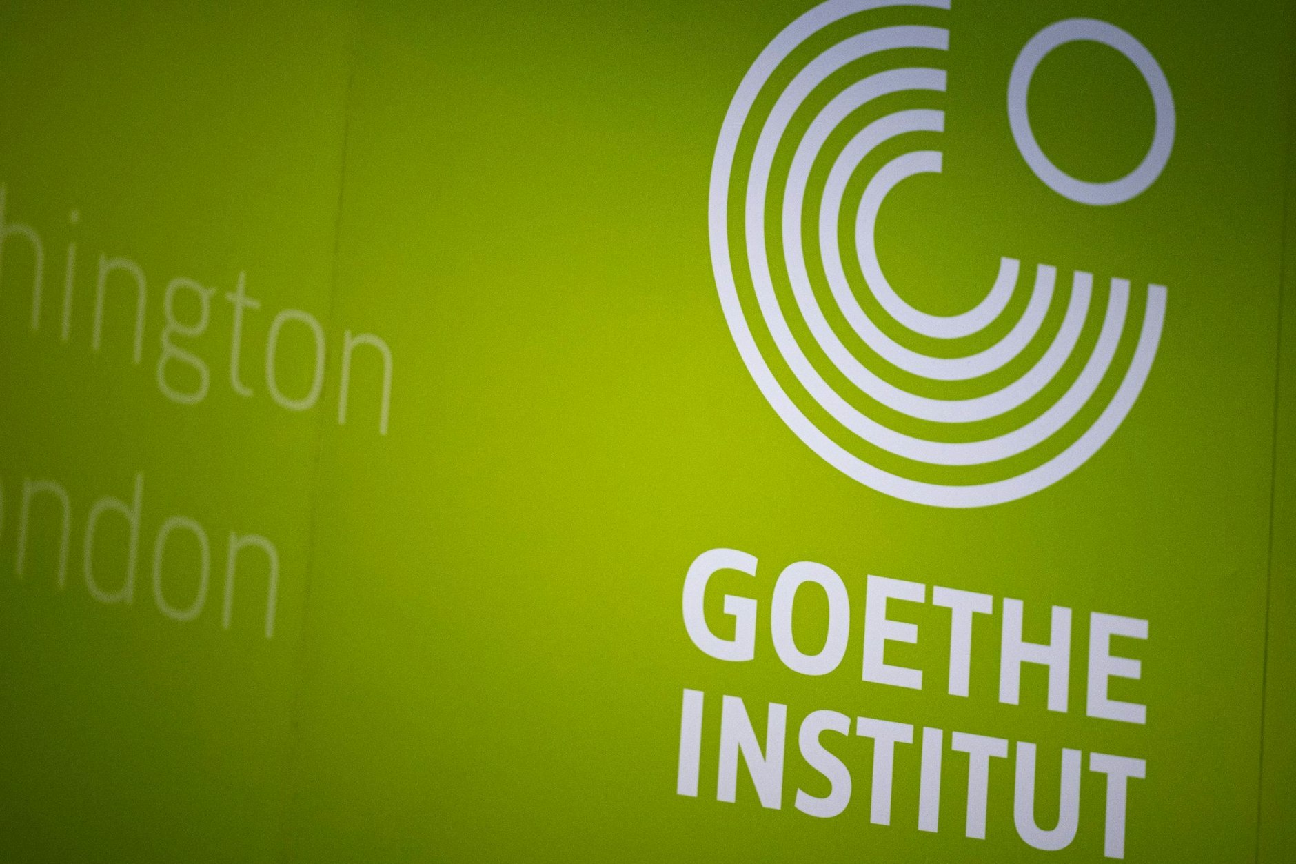 Werden die Goethe-Institute in Russland die Kontensperrungen überleben?